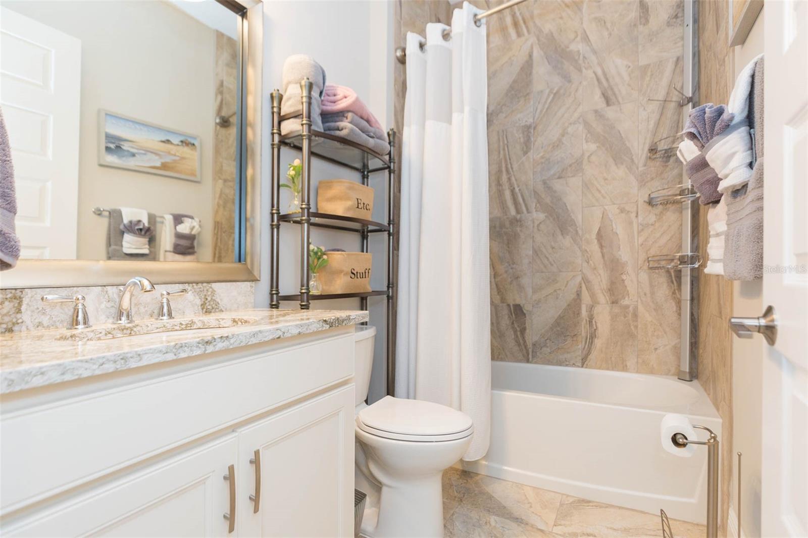 Listing photo id 39 for 6534 Mayport Drive