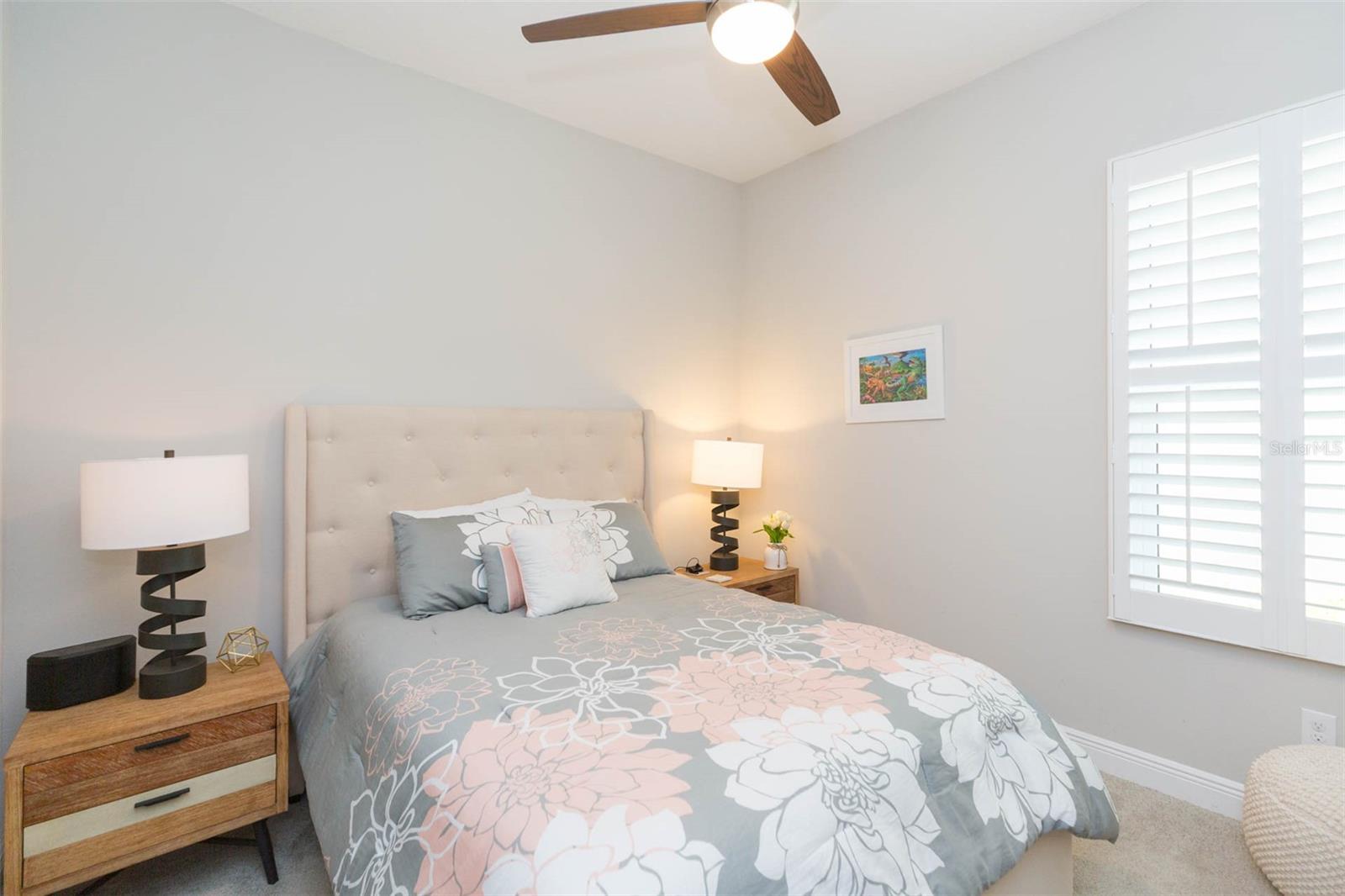 Listing photo id 40 for 6534 Mayport Drive