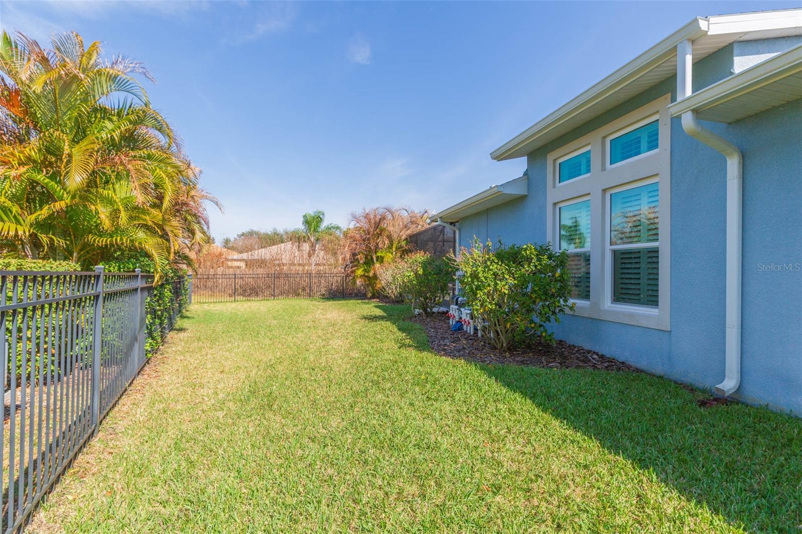 Listing photo id 56 for 6534 Mayport Drive