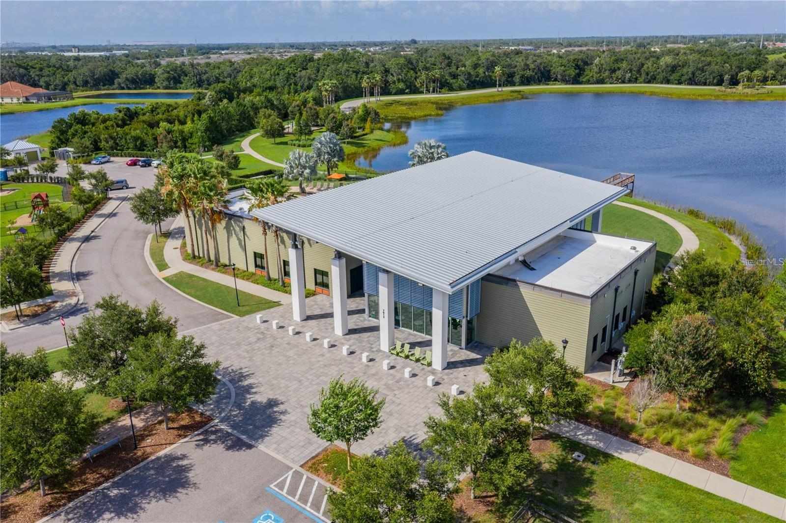 Listing photo id 72 for 6534 Mayport Drive