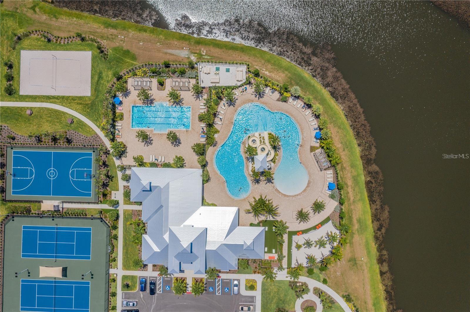 Listing photo id 74 for 6534 Mayport Drive