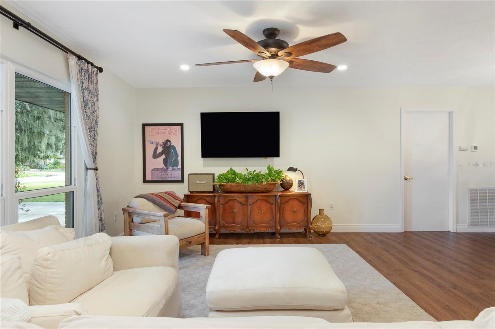 Image 6 of 42 For 5605 78th Avenue E