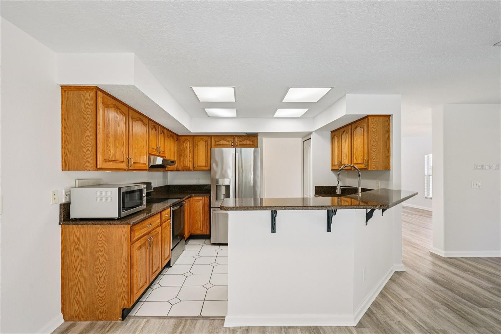 Image 27 of 84 For 5620 Essex Court