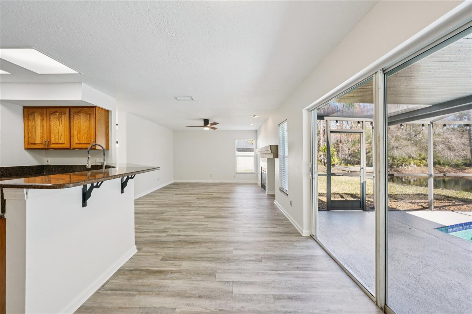 Image 30 of 84 For 5620 Essex Court