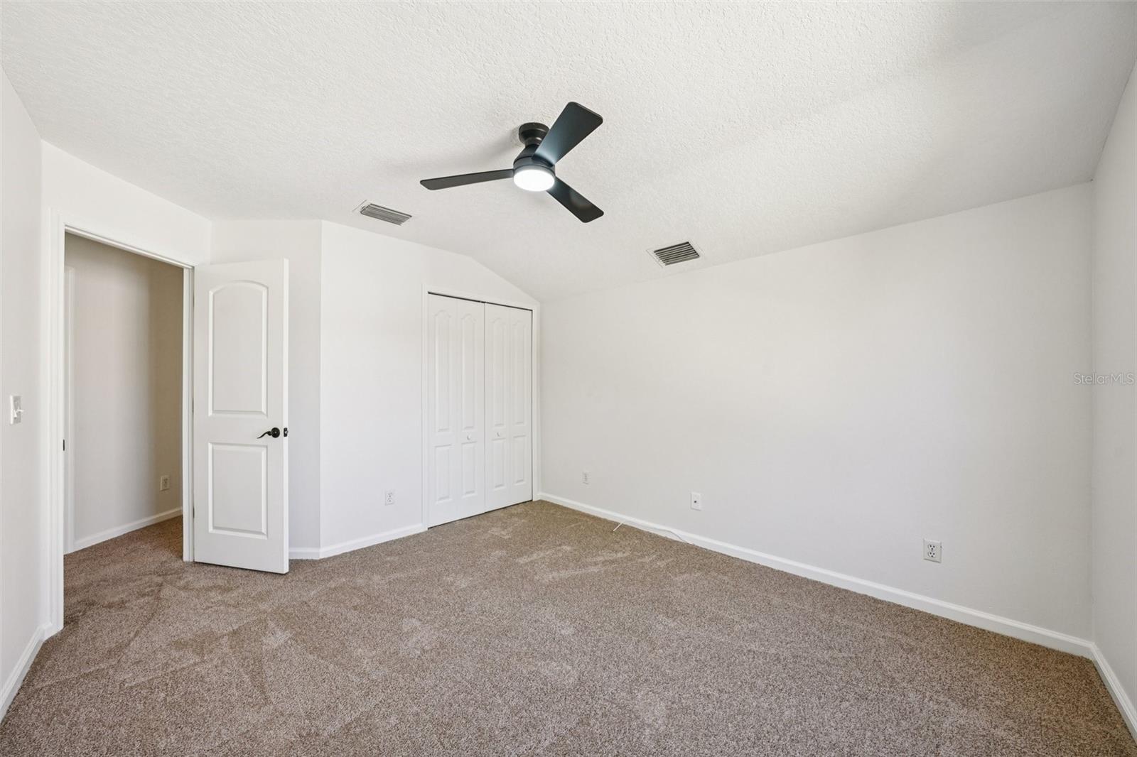 Image 53 of 84 For 5620 Essex Court