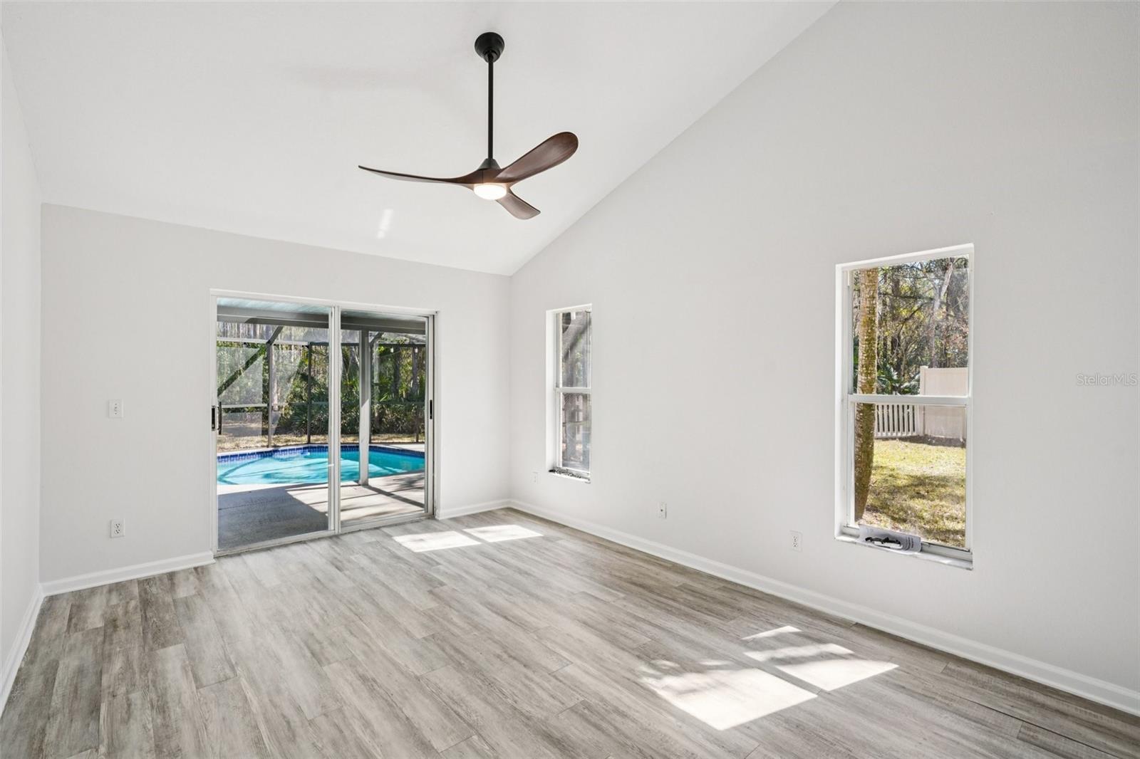 Image 57 of 84 For 5620 Essex Court