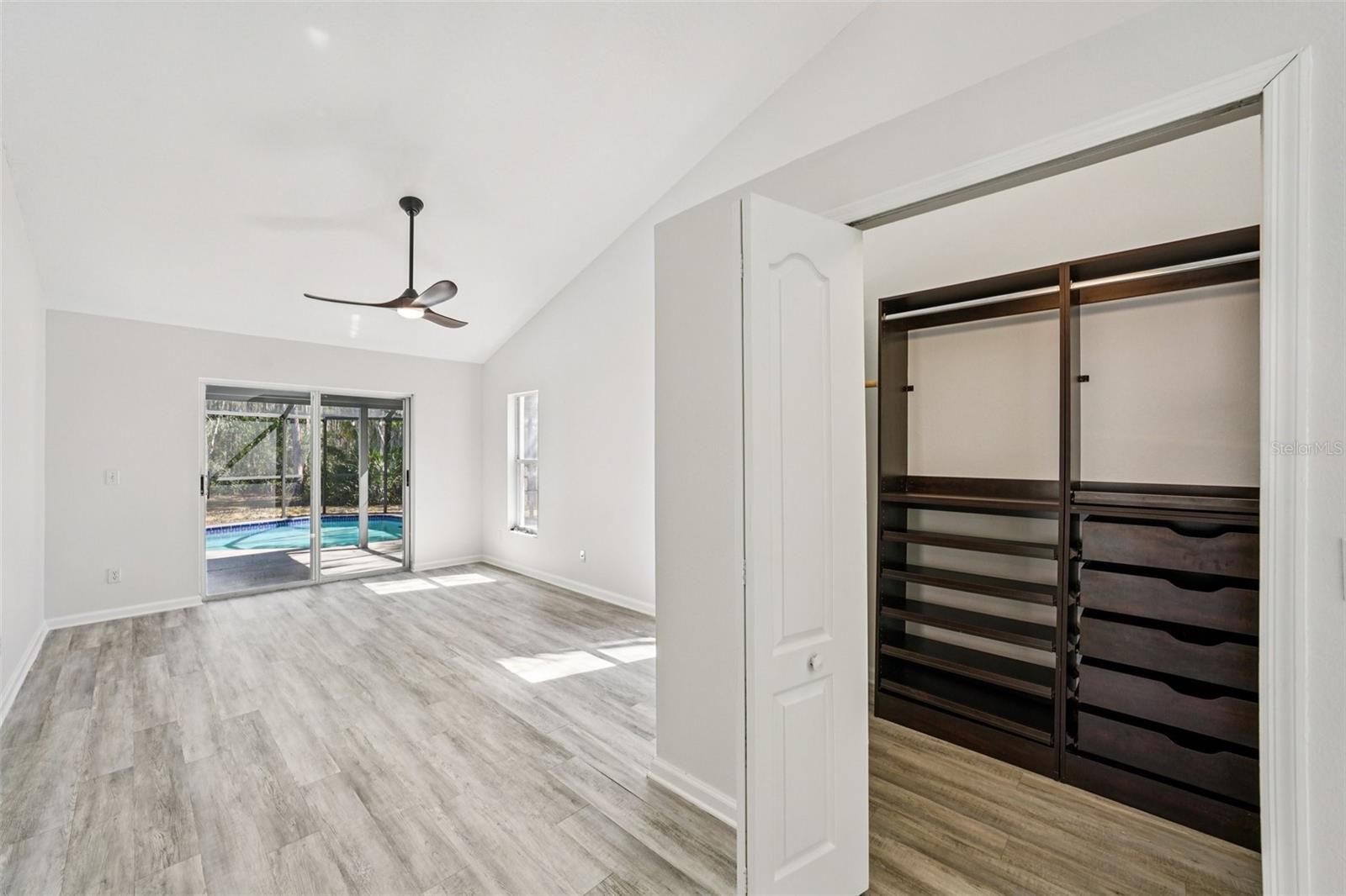 Image 63 of 84 For 5620 Essex Court