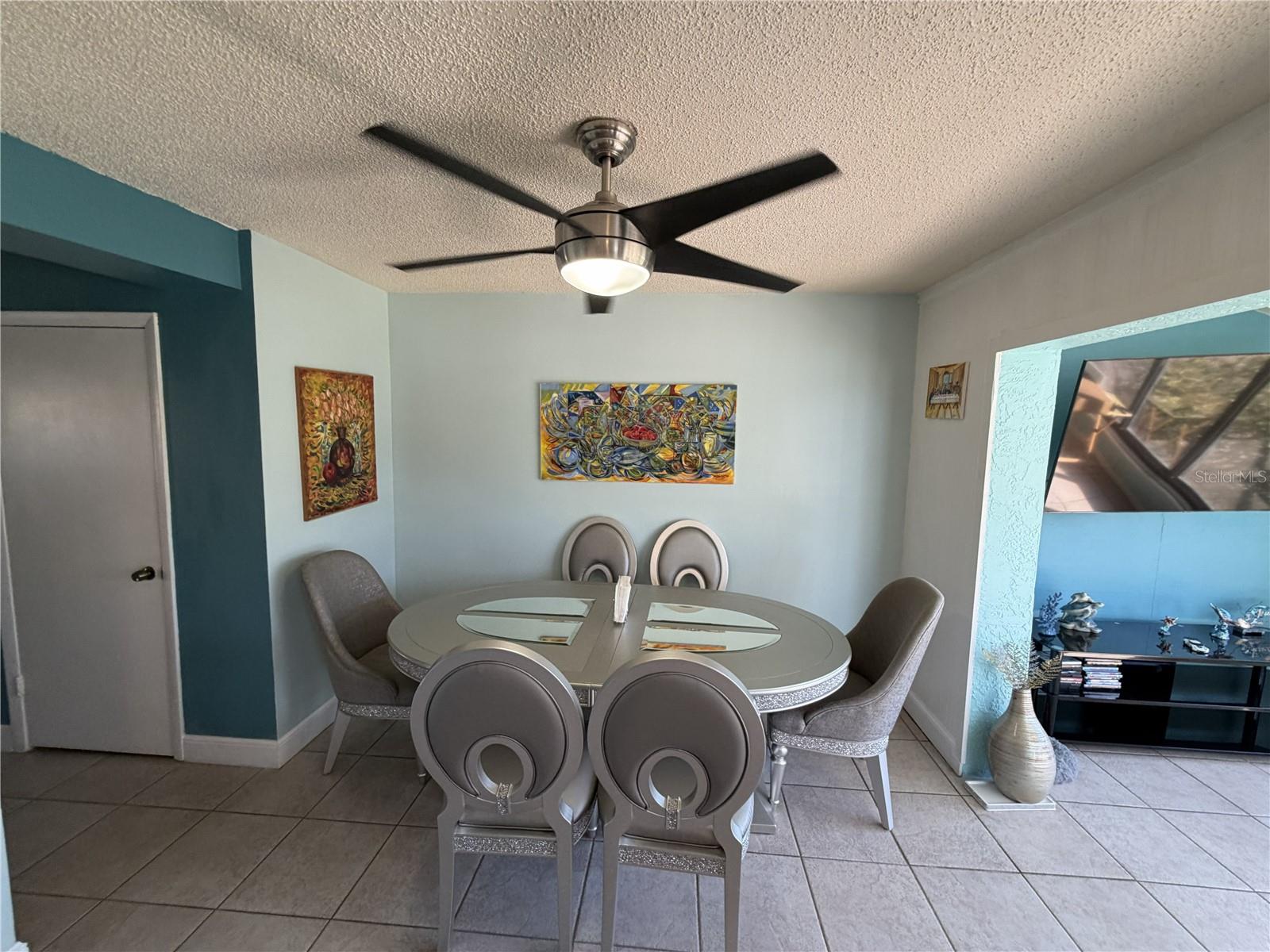 Image 14 of 43 For 8414 17th Street N