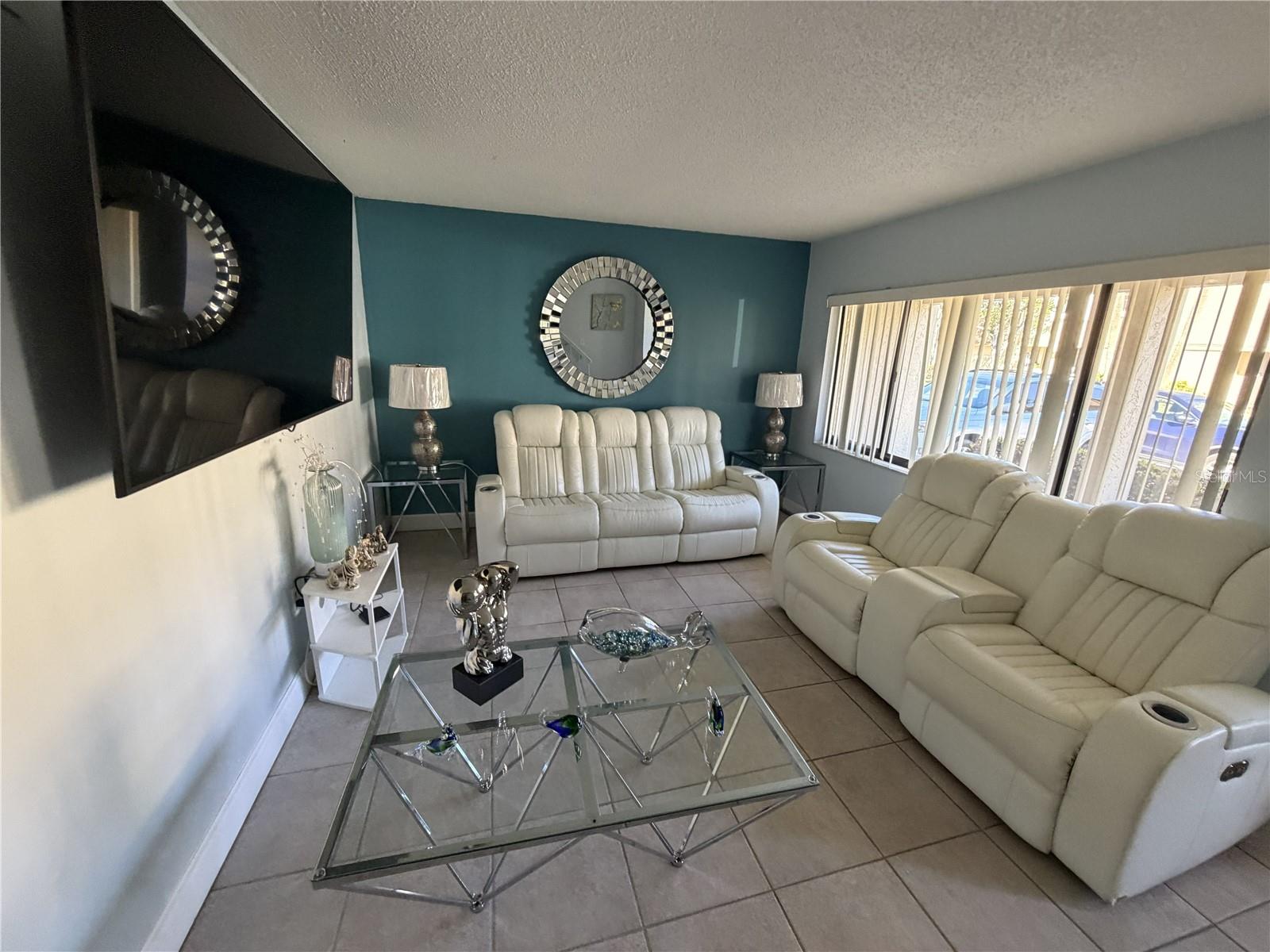 Image 18 of 43 For 8414 17th Street N