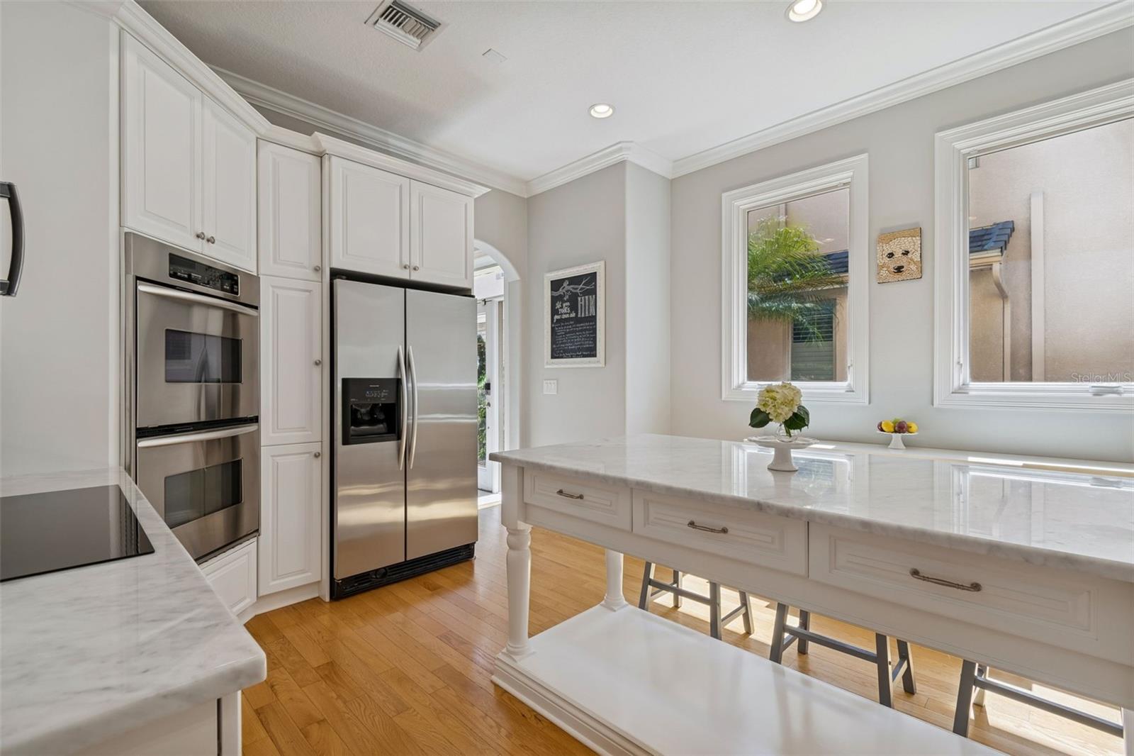 Image 10 of 75 For 610 Saxony Boulevard