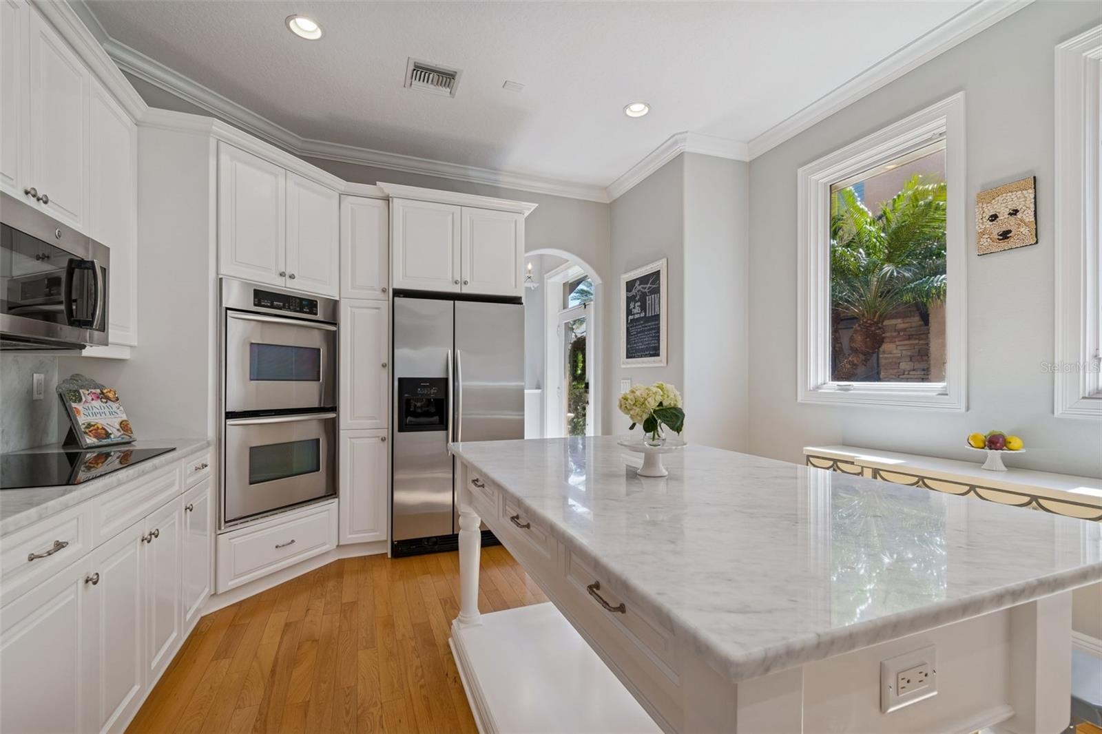 Image 11 of 75 For 610 Saxony Boulevard