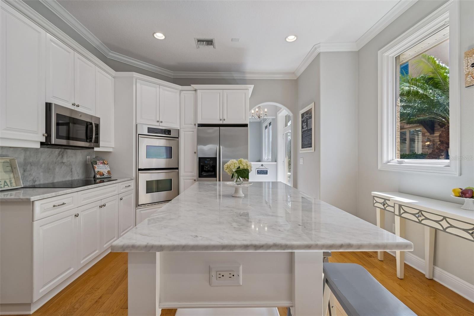 Image 12 of 75 For 610 Saxony Boulevard