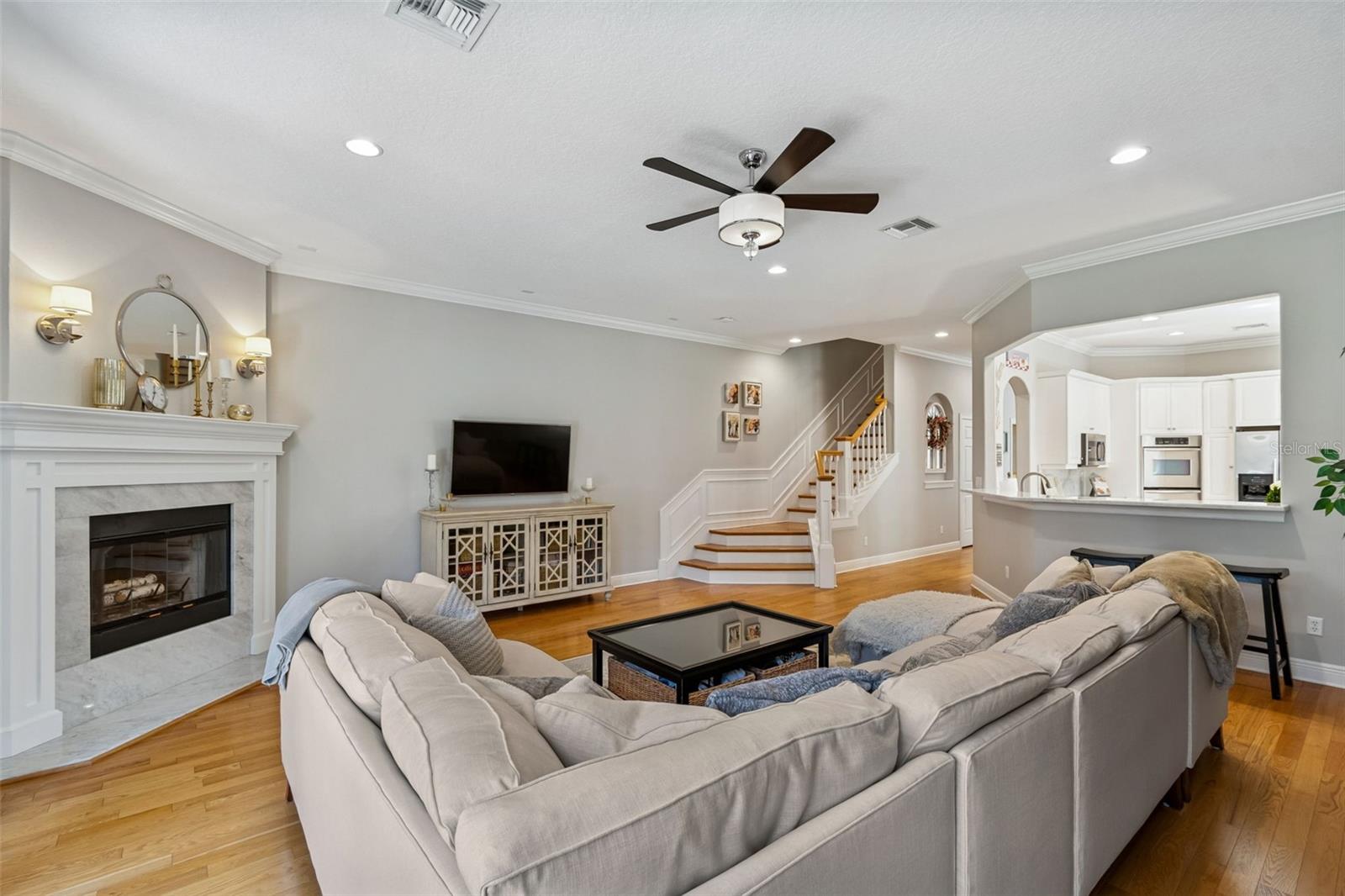 Image 18 of 75 For 610 Saxony Boulevard