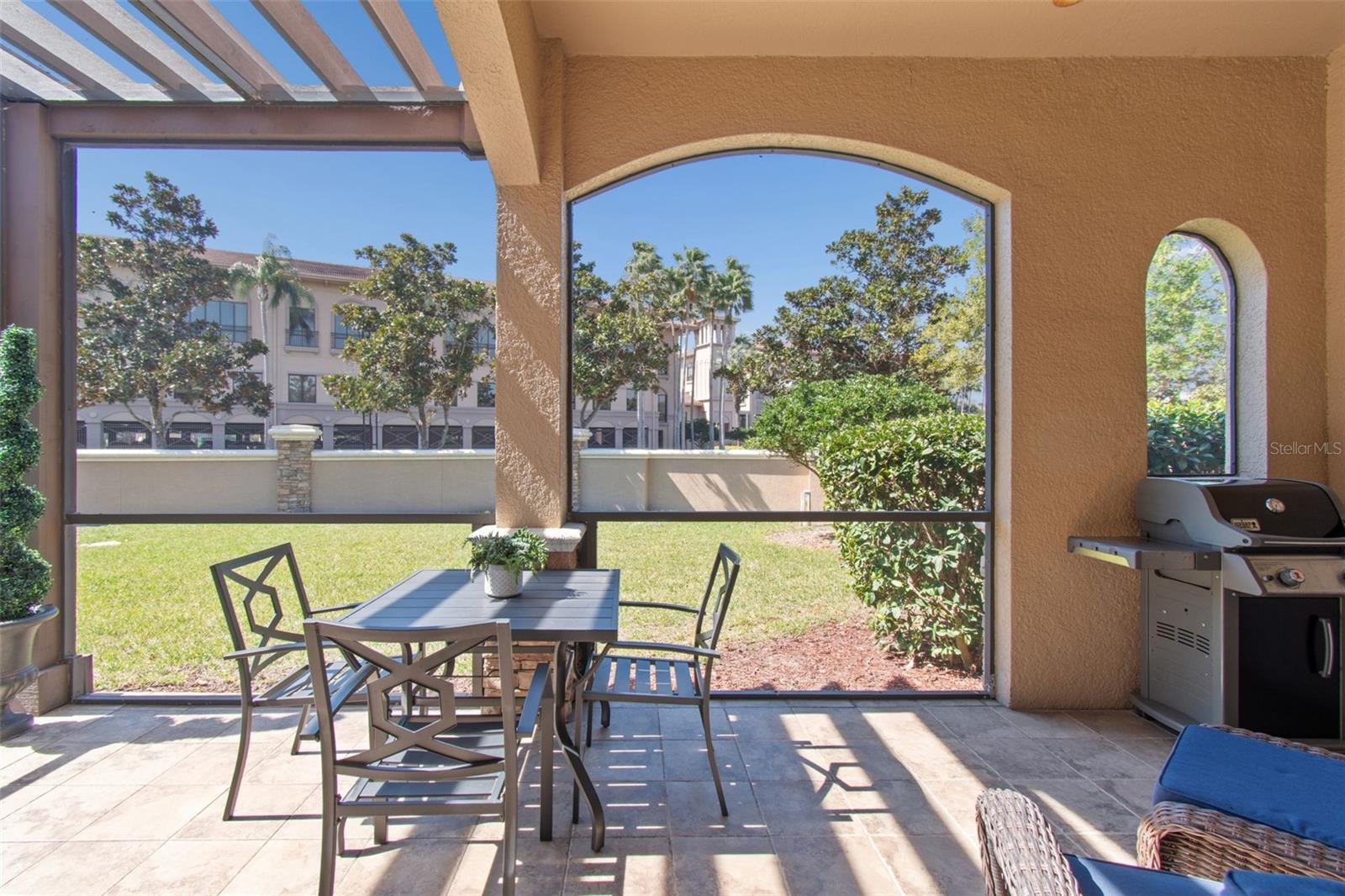 Image 23 of 75 For 610 Saxony Boulevard