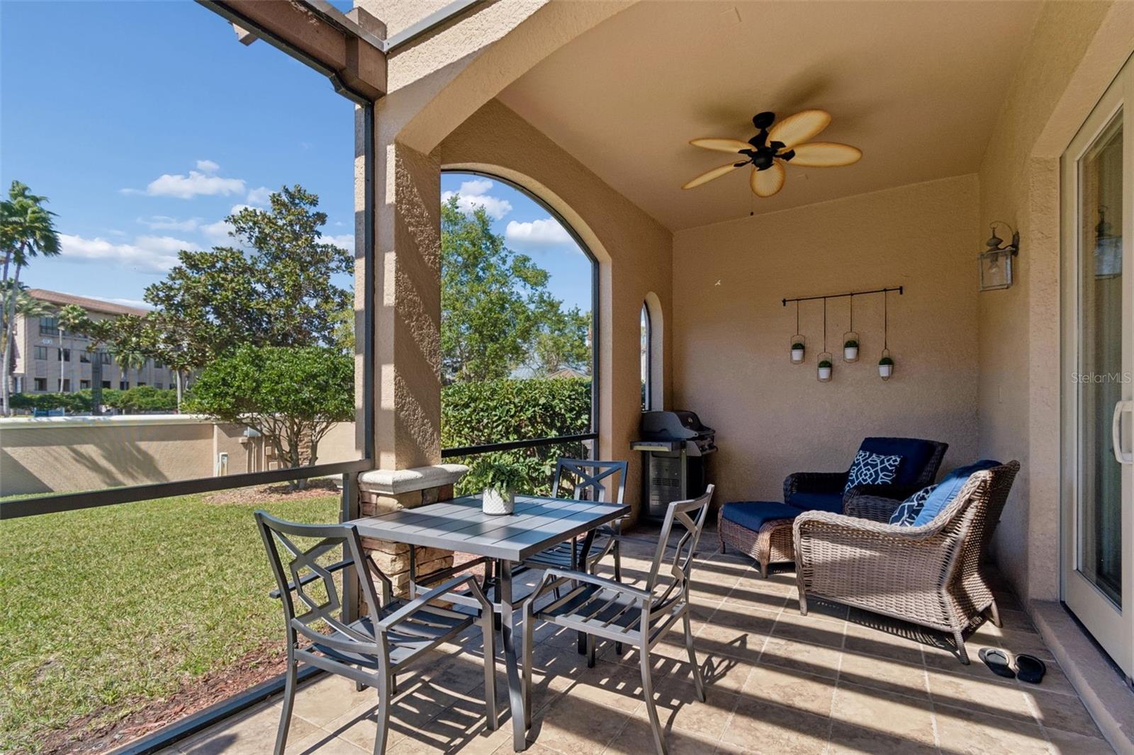 Image 24 of 75 For 610 Saxony Boulevard