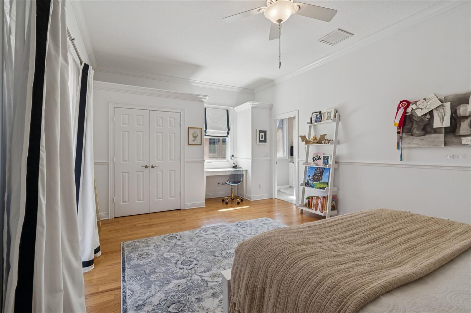 Image 44 of 75 For 610 Saxony Boulevard