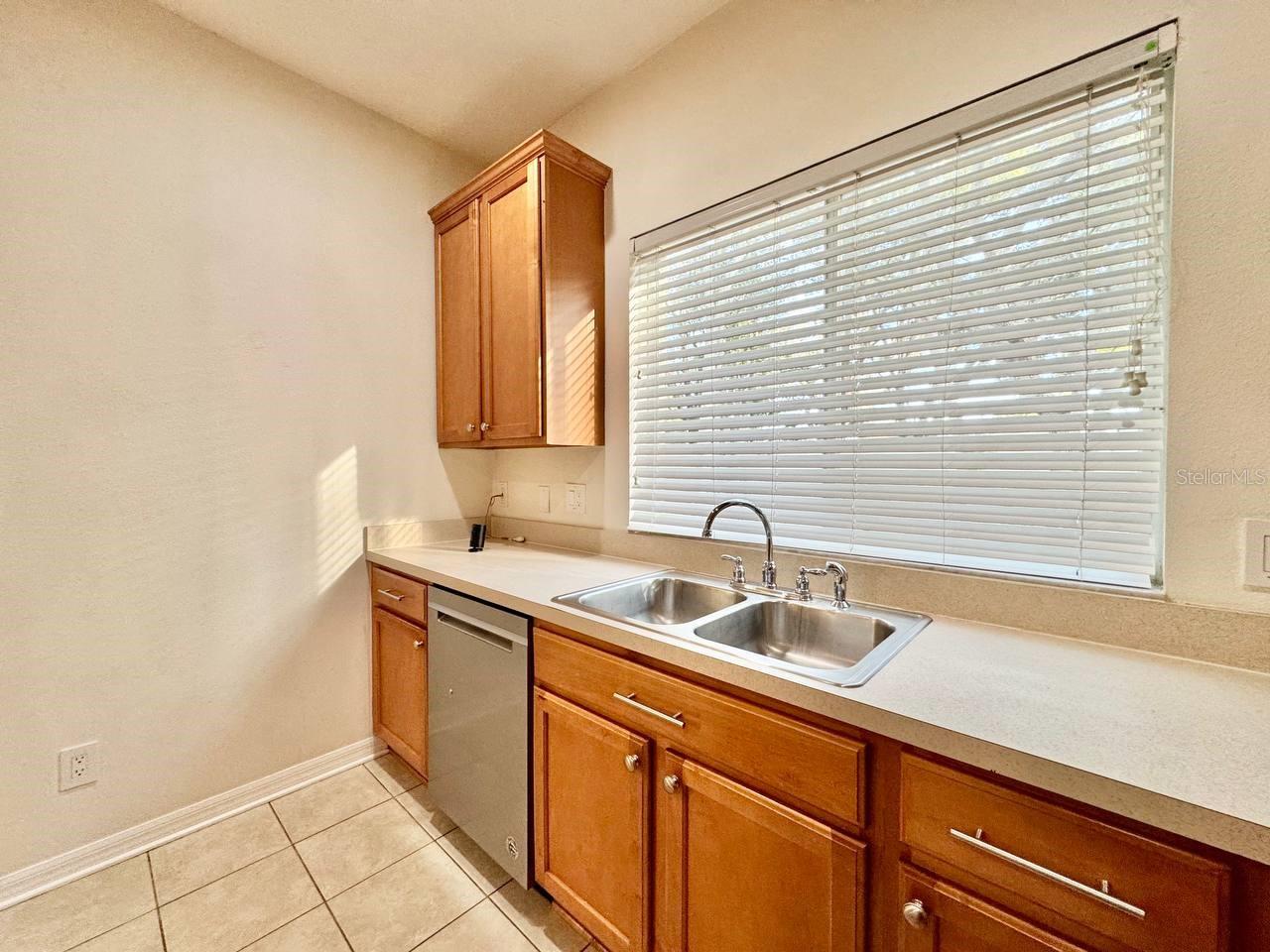 Image 12 of 36 For 10545 Shady Falls Court