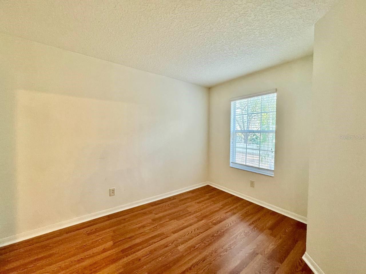 Image 18 of 36 For 10545 Shady Falls Court