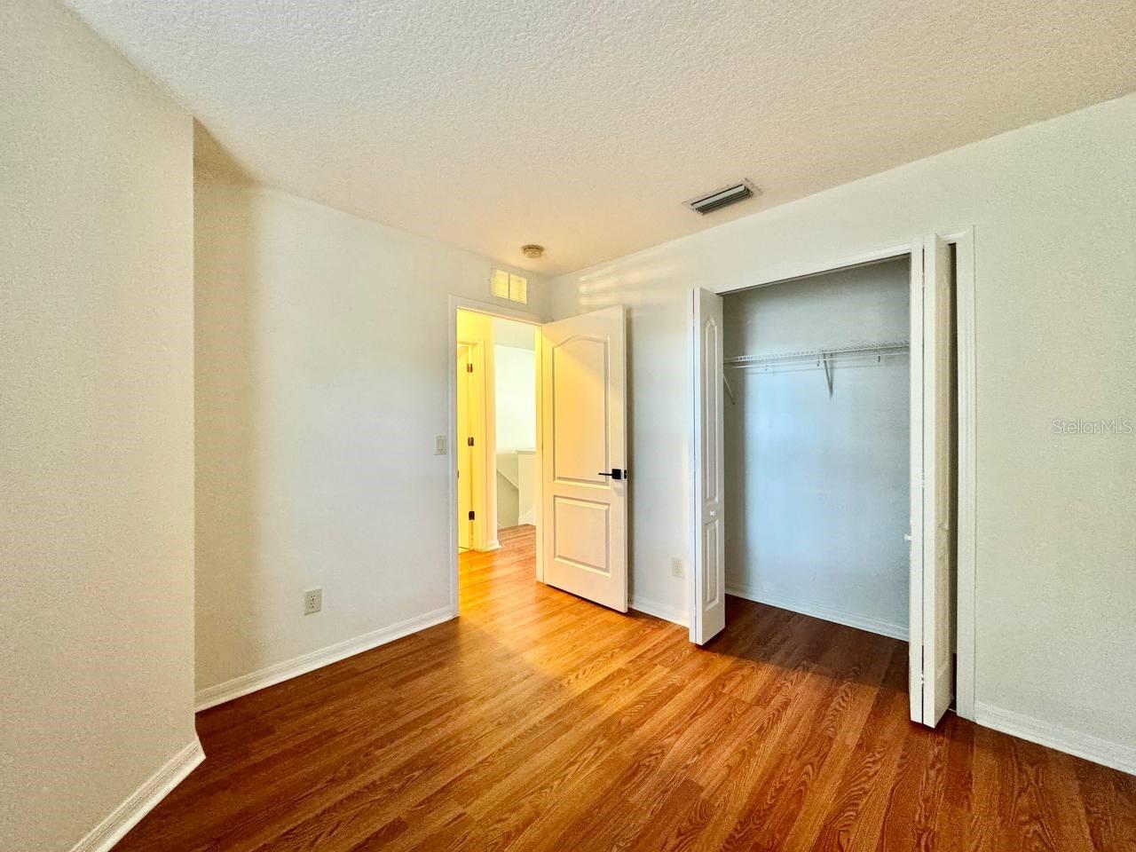 Image 19 of 36 For 10545 Shady Falls Court