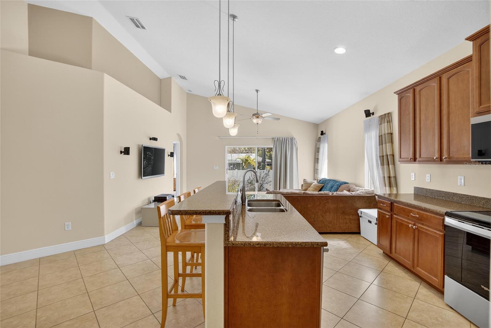 Image 17 of 50 For 6510 Himes Avenue