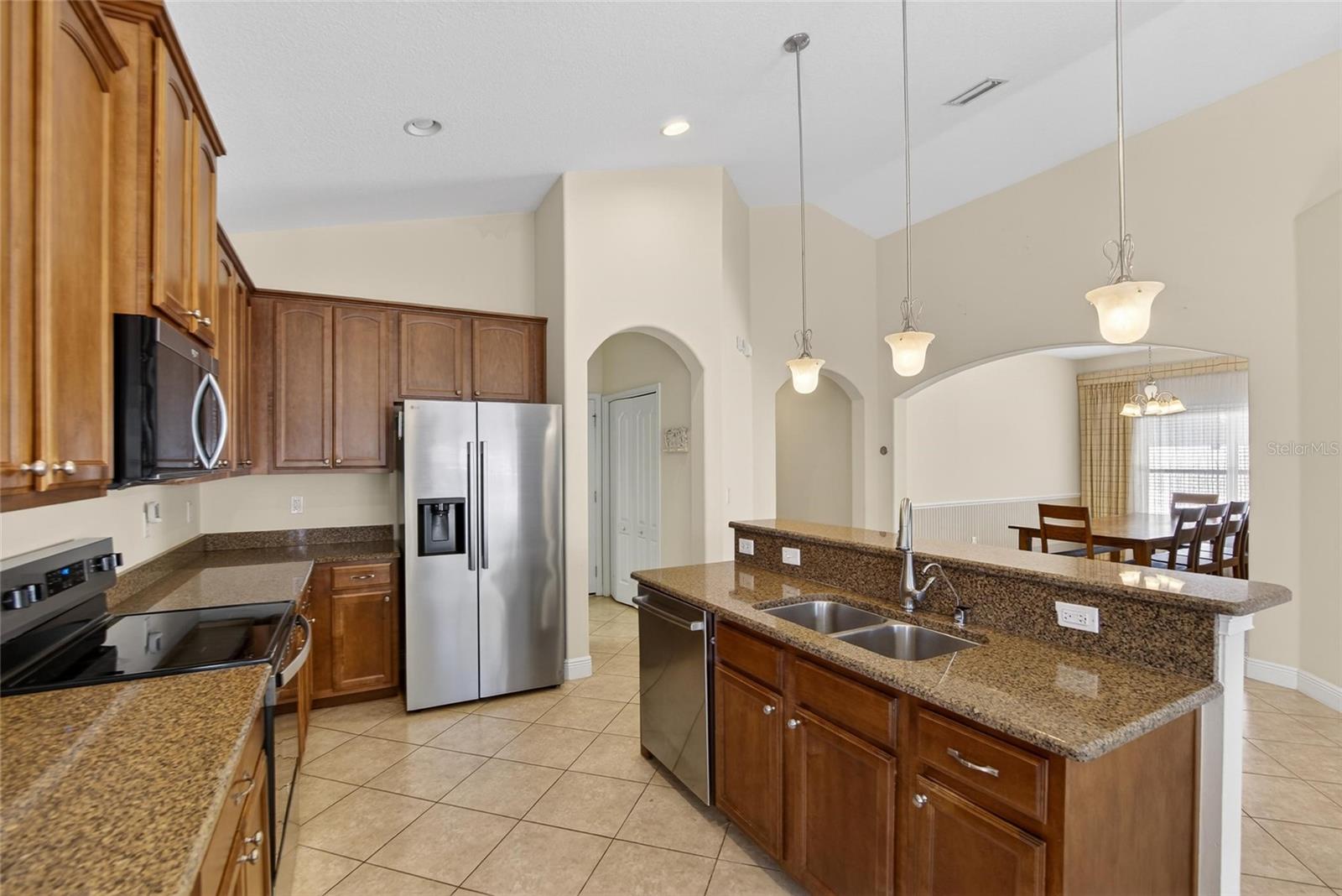 Image 19 of 50 For 6510 Himes Avenue