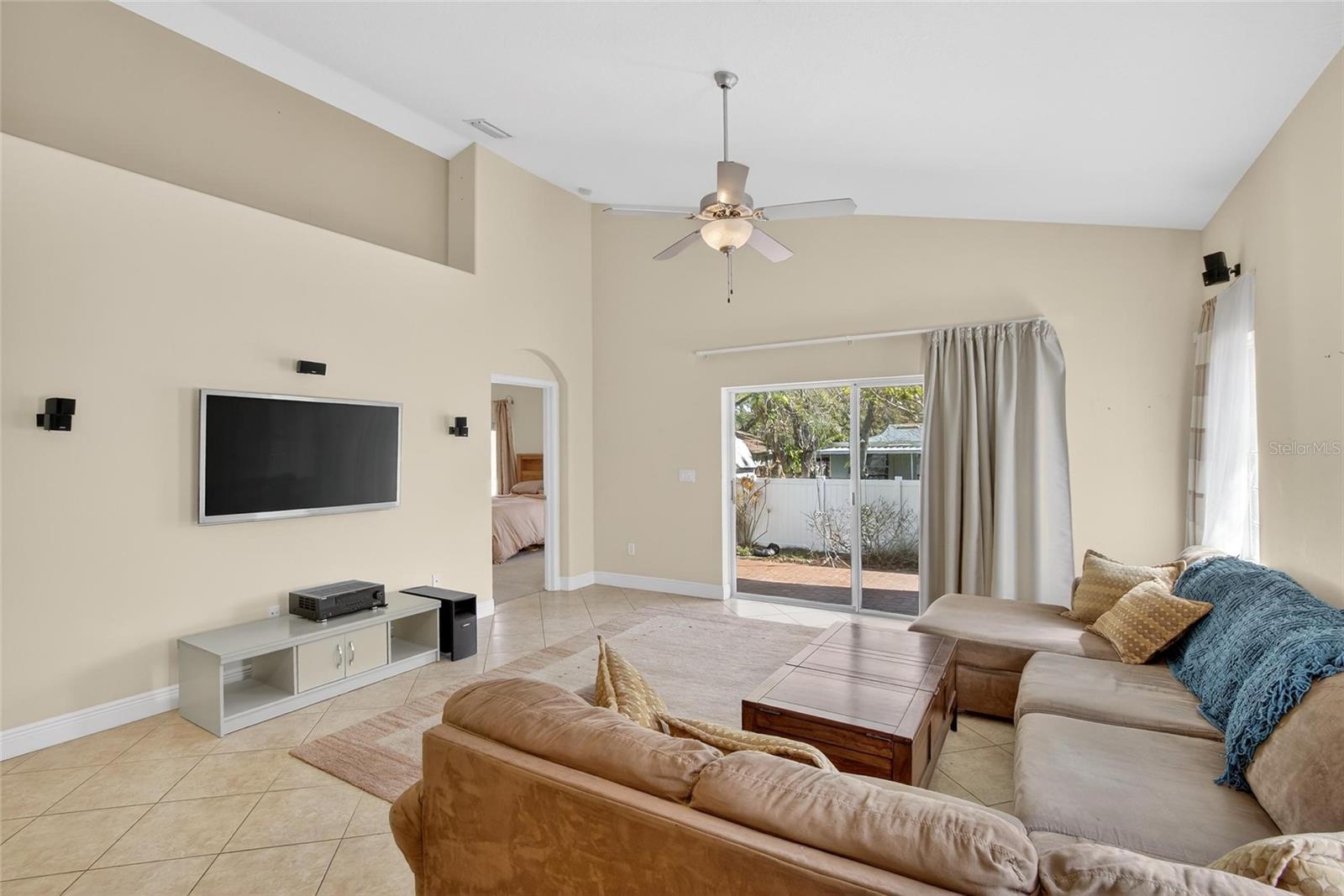 Image 22 of 50 For 6510 Himes Avenue