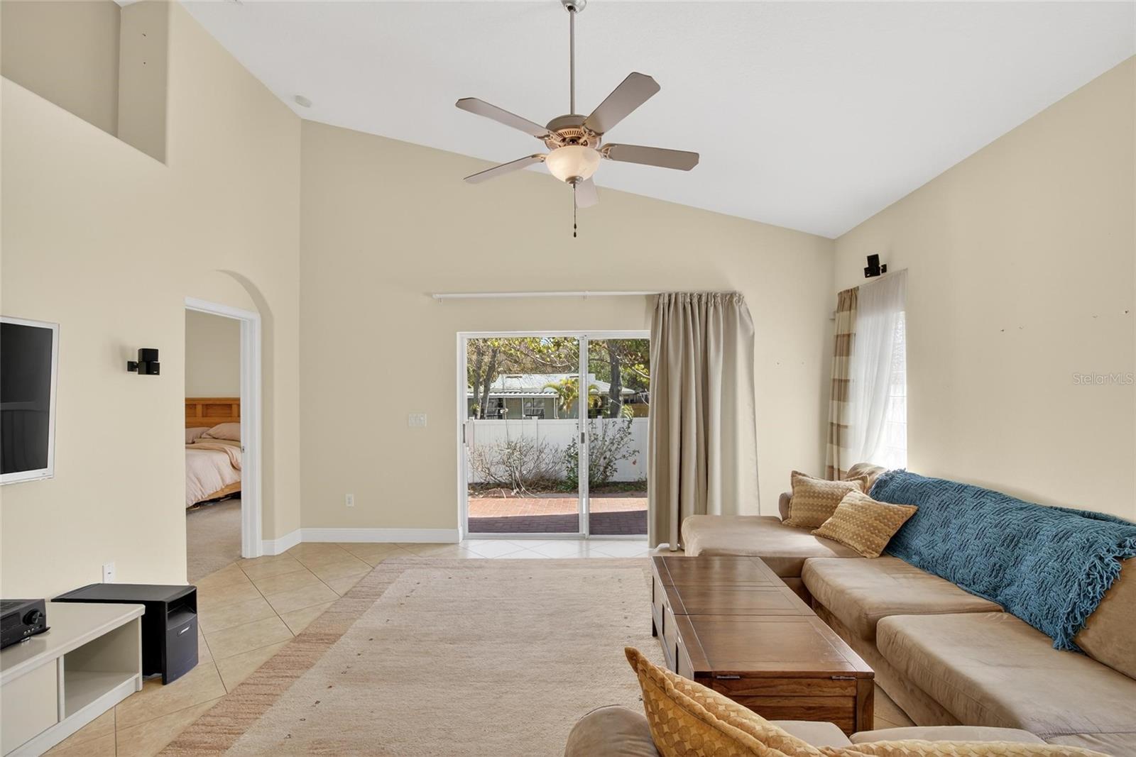 Image 24 of 50 For 6510 Himes Avenue