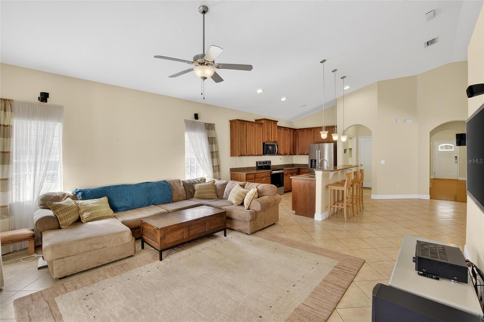 Image 25 of 50 For 6510 Himes Avenue