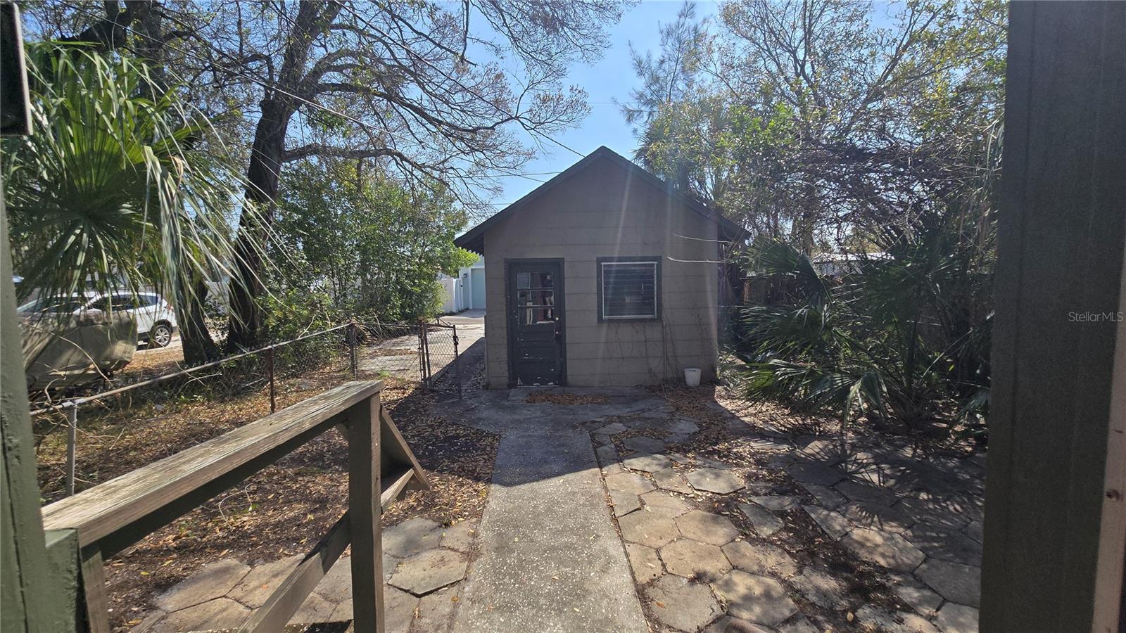 Image 22 of 23 For 3940 Burlington Avenue N