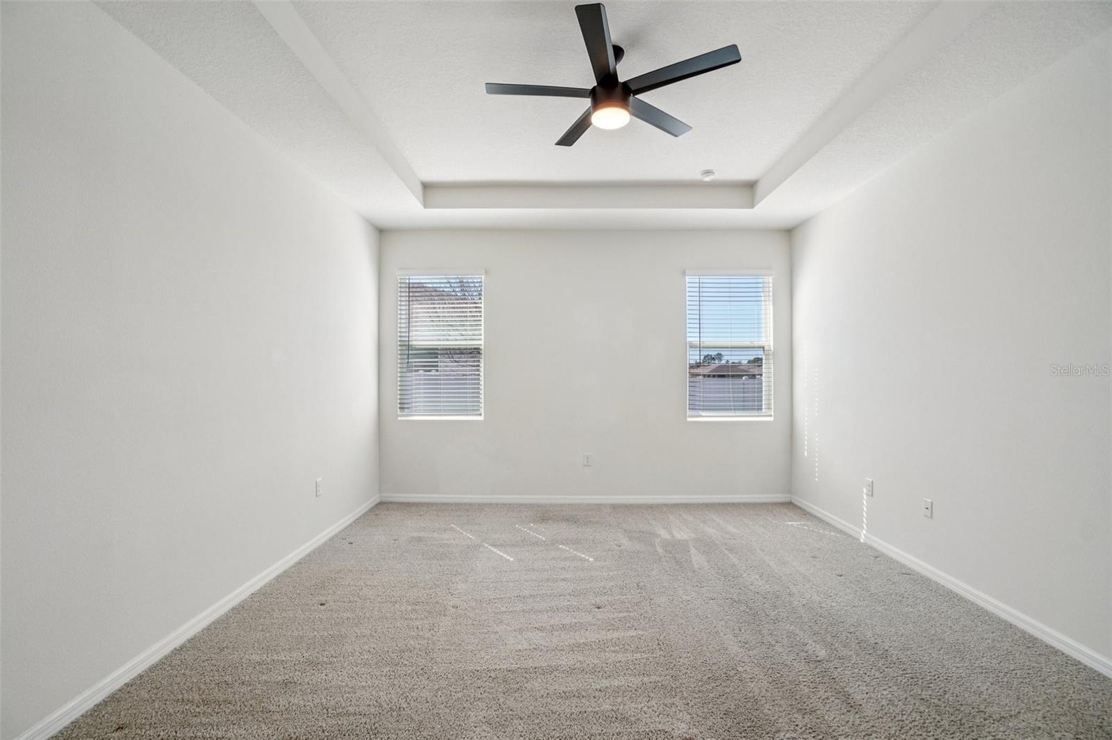 Listing photo id 16 for 3458 Autumn Amber Dr