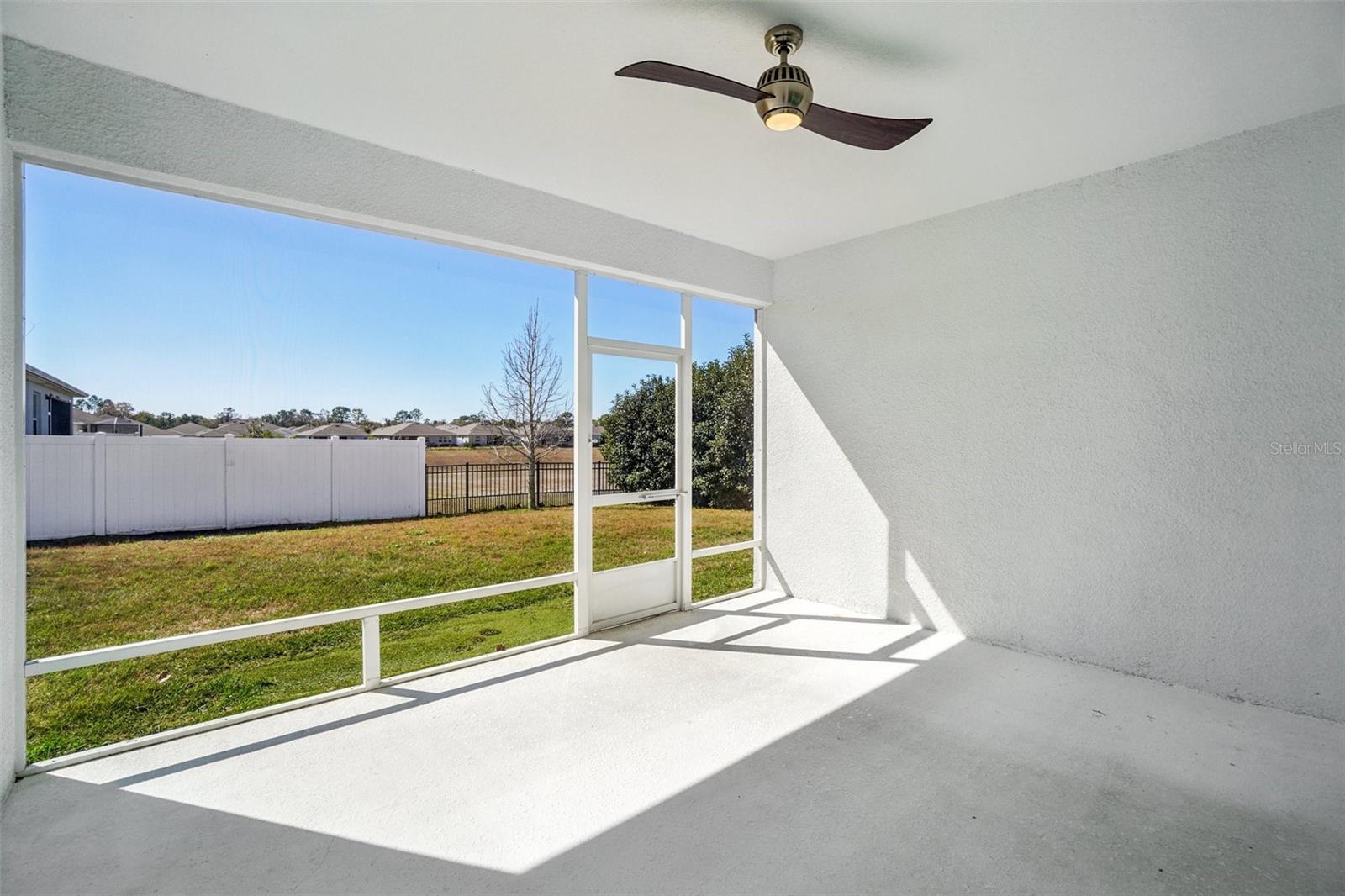 Listing photo id 26 for 3458 Autumn Amber Dr