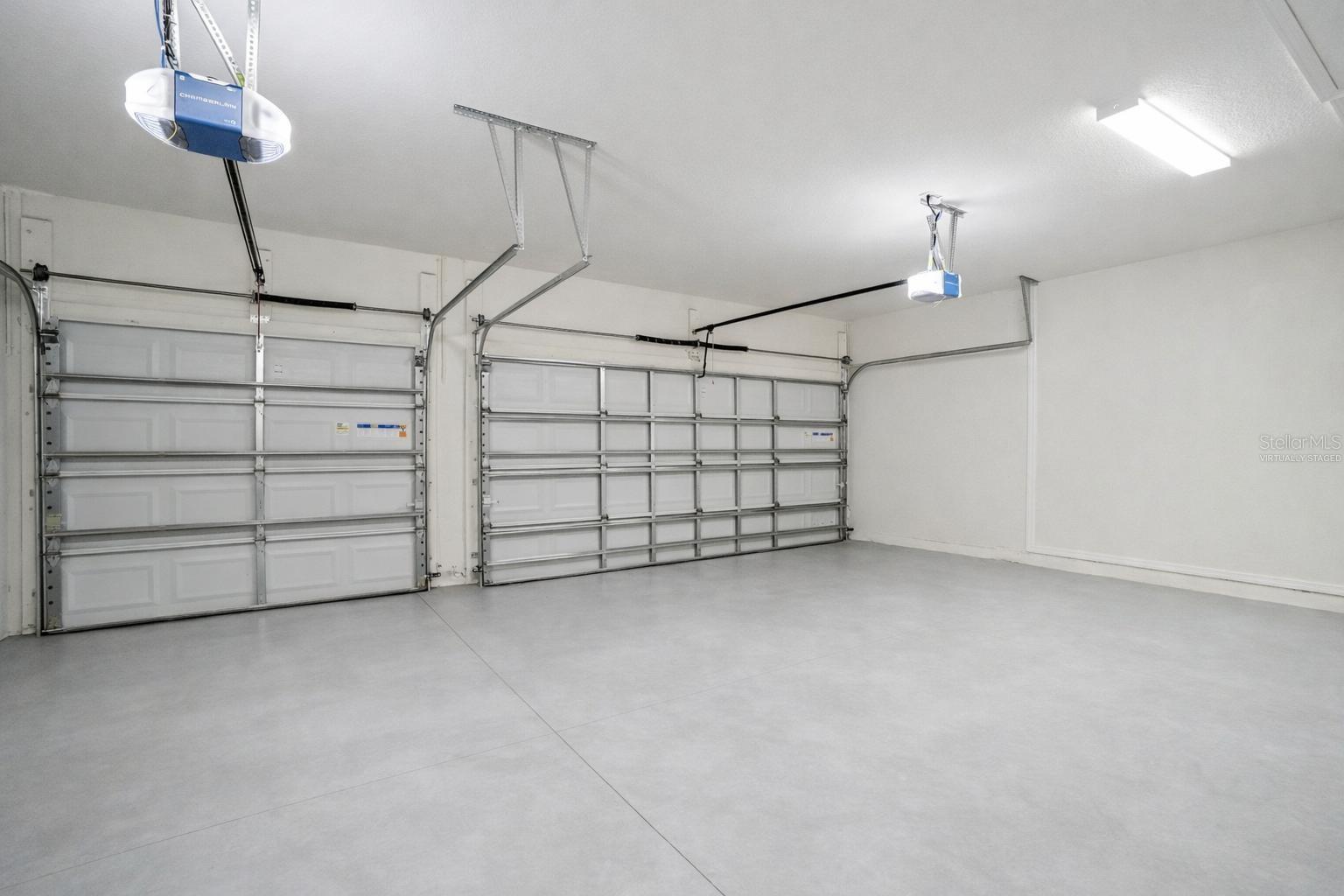 Listing photo id 29 for 3458 Autumn Amber Dr