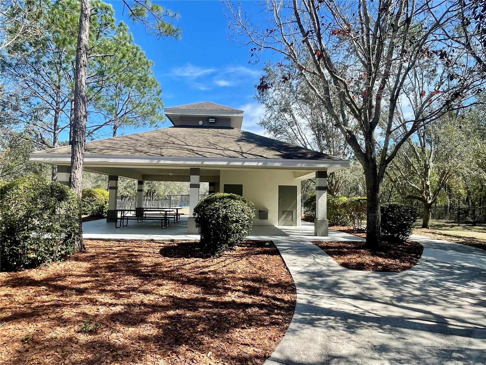 Listing photo id 40 for 3458 Autumn Amber Dr