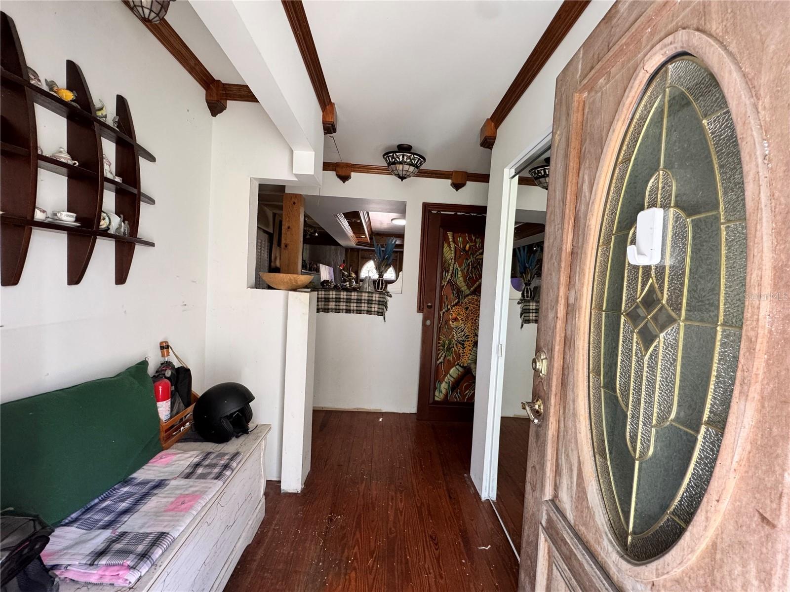 Image 10 of 25 For 8716 Temple Avenue