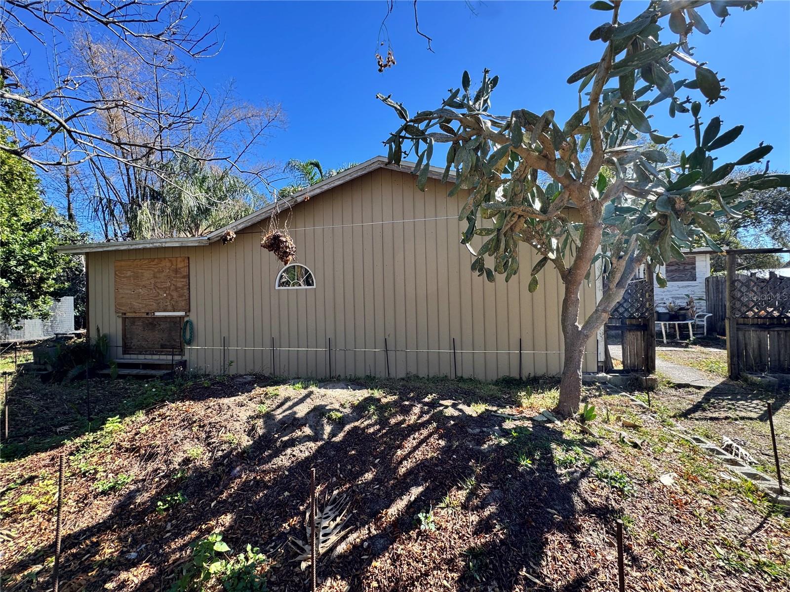 Image 22 of 25 For 8716 Temple Avenue