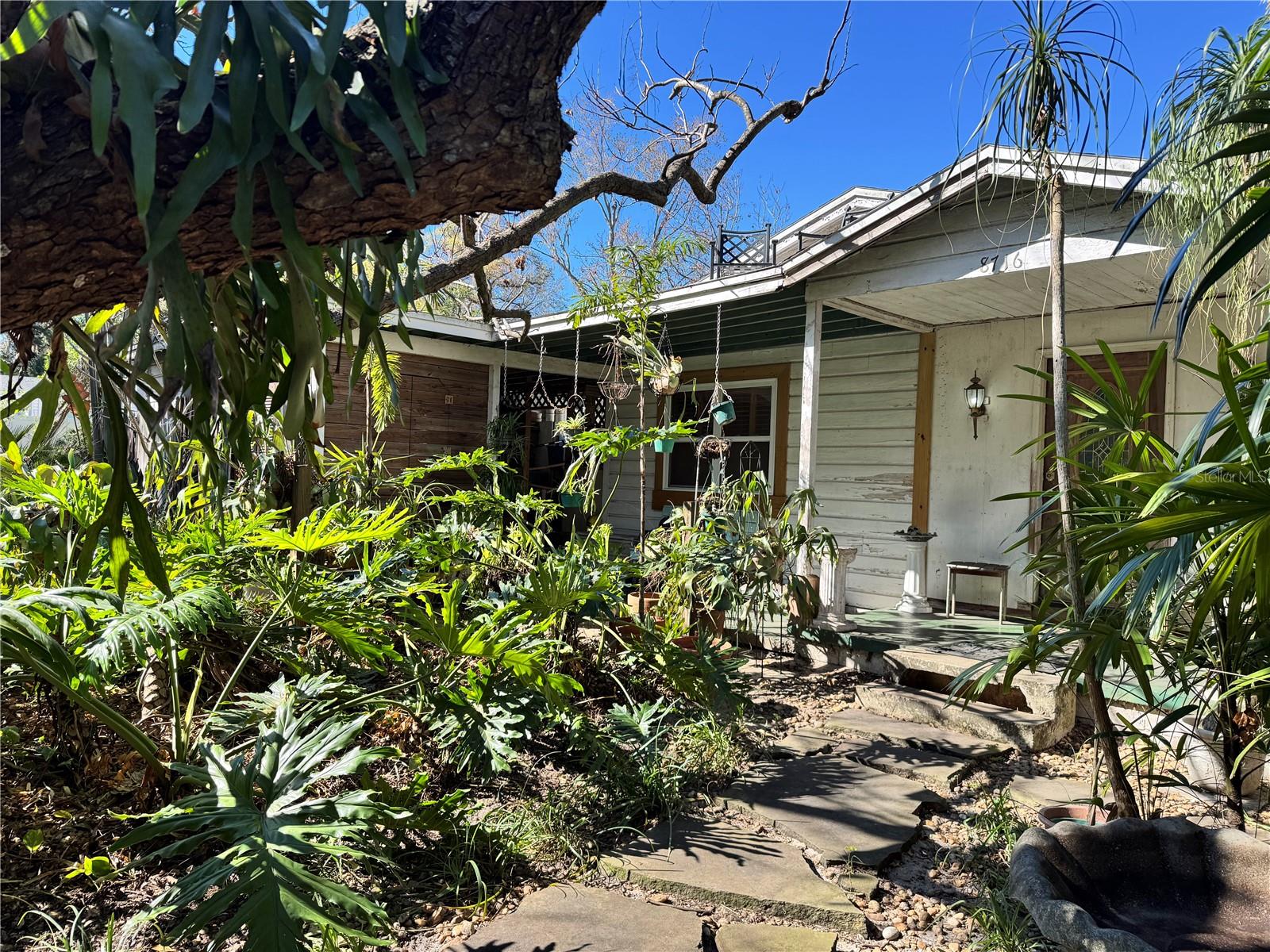 Image 3 of 25 For 8716 Temple Avenue