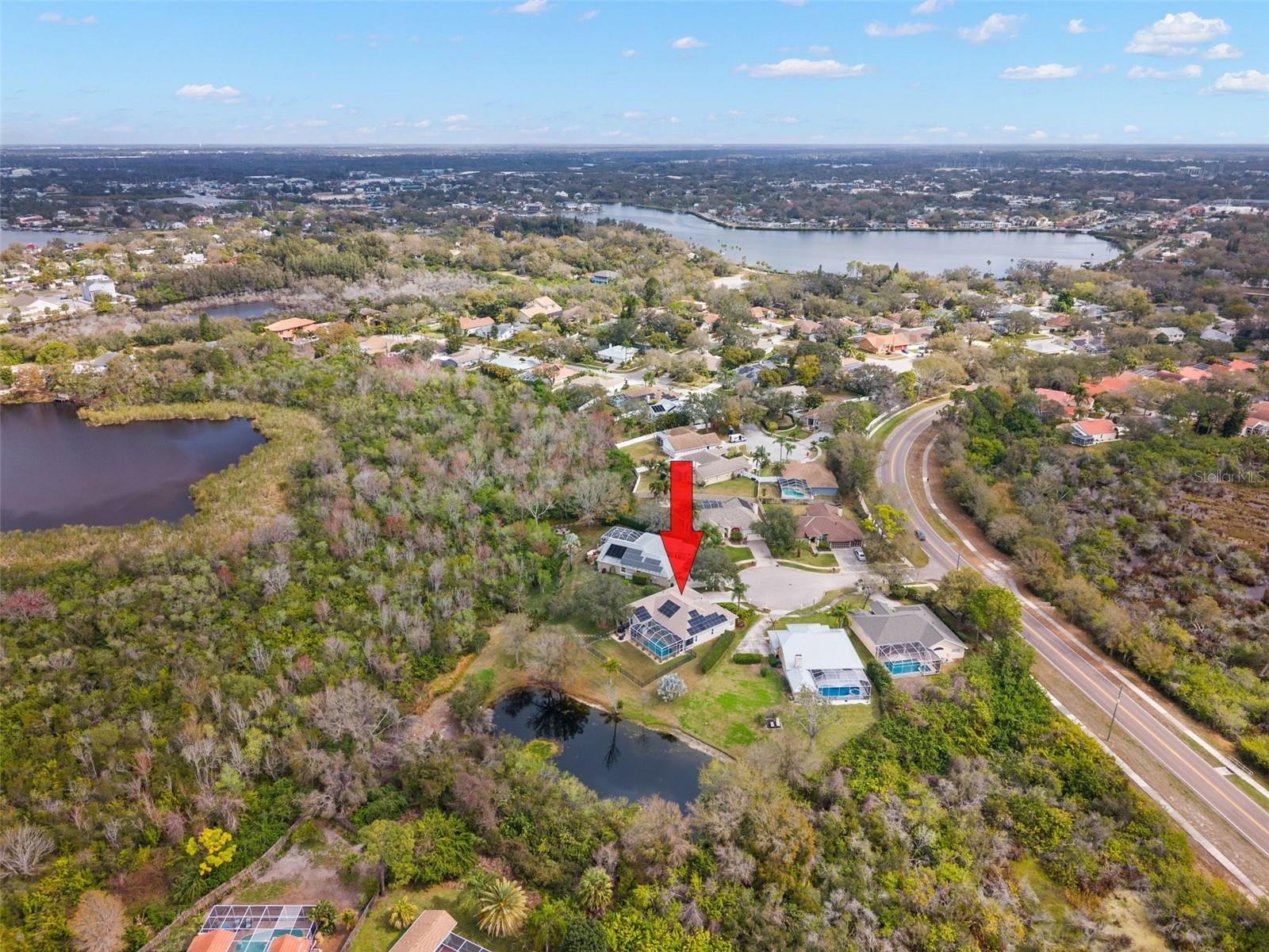 Listing photo id 57 for 723 Waterside Court