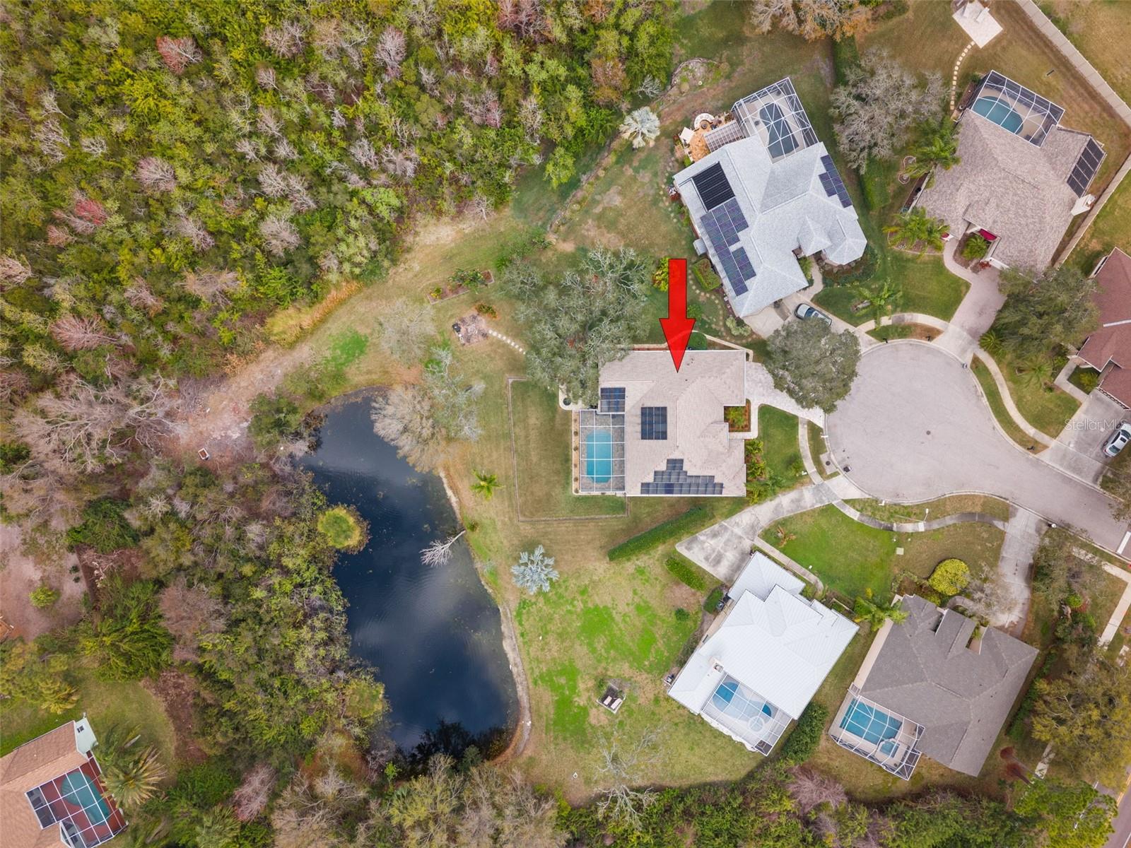 Listing photo id 60 for 723 Waterside Court