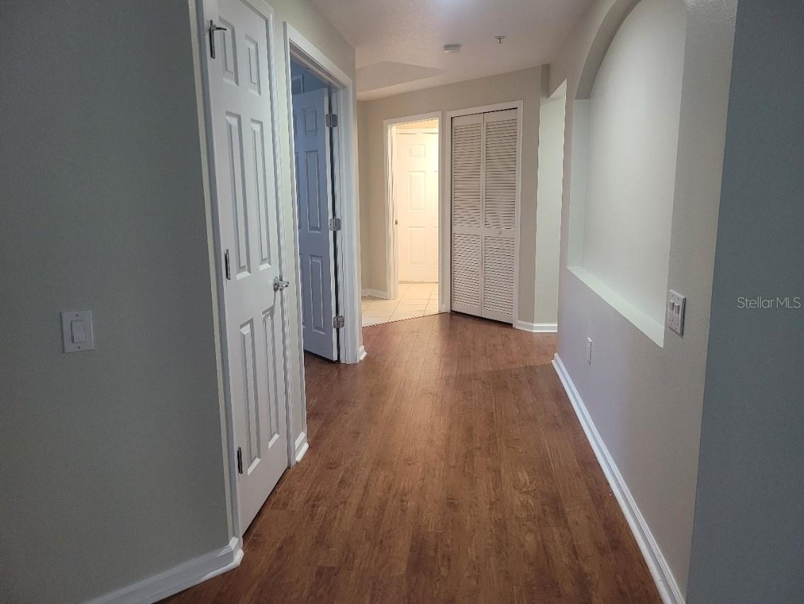 Image 8 of 45 For 820 Lantern Way 101