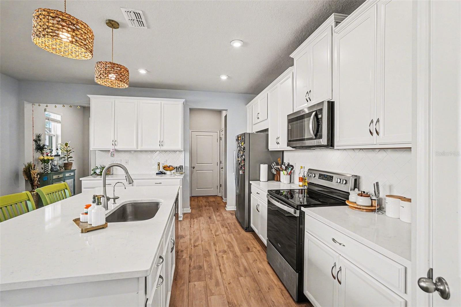 Image 14 of 31 For 2361 Summerlit Street