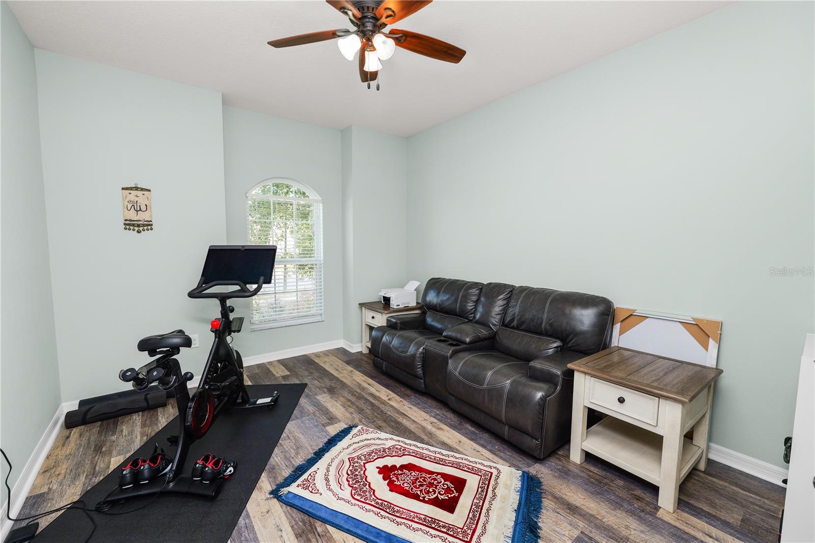 Listing photo id 25 for 6333 Doe Path Court