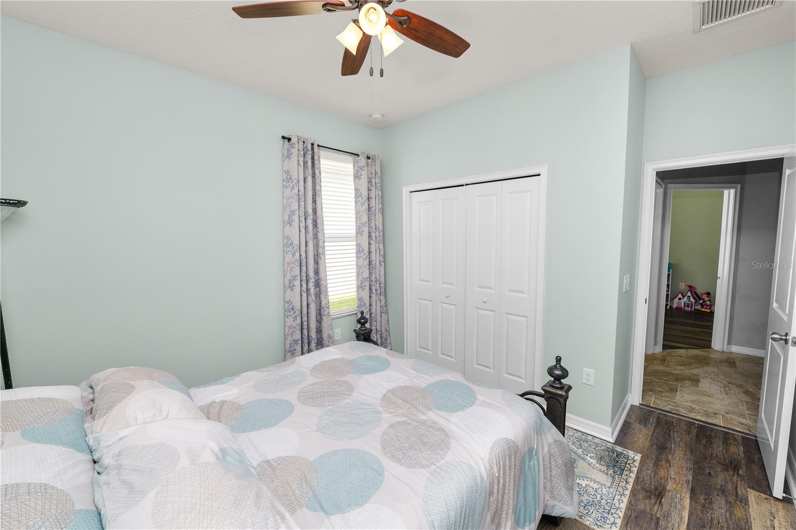 Listing photo id 43 for 6333 Doe Path Court