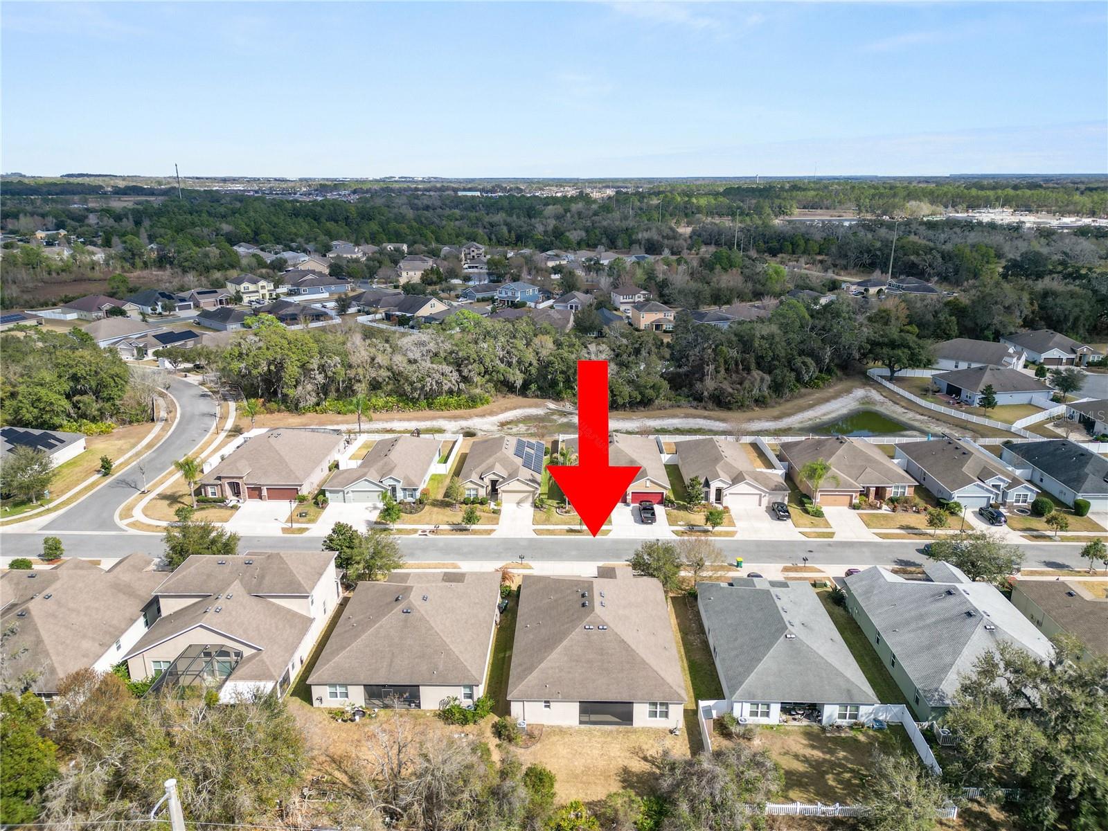 Listing photo id 4 for 6333 Doe Path Court