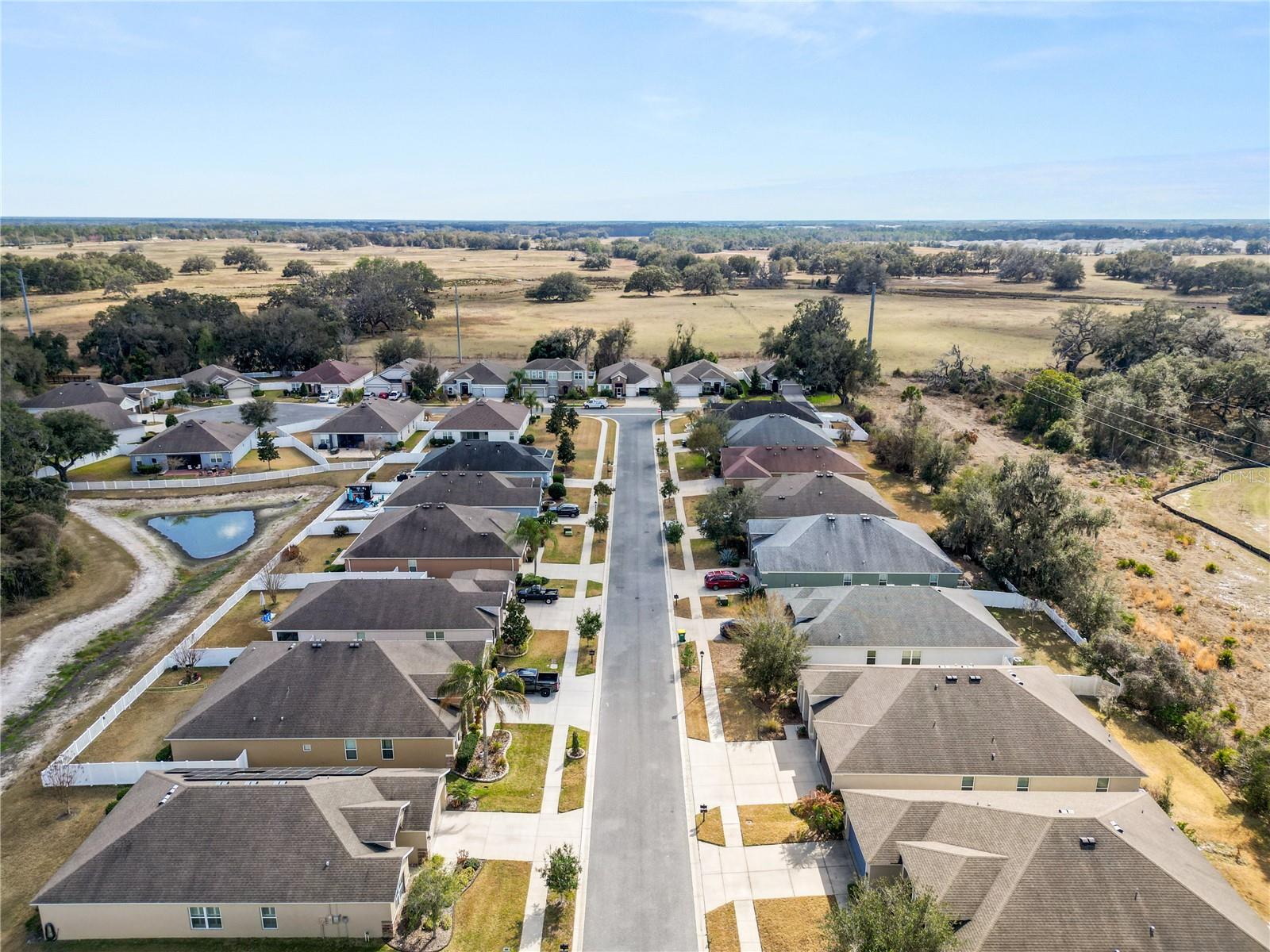 Listing photo id 6 for 6333 Doe Path Court