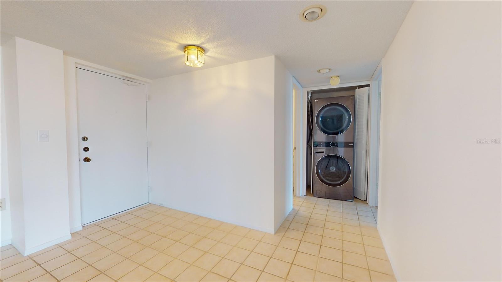 Image 19 of 59 For 500 Osceola Avenue 406