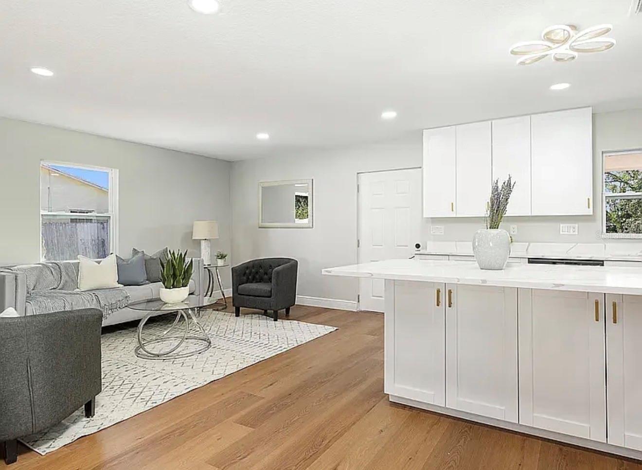 Image 5 of 22 For 4335 10th Avenue S A