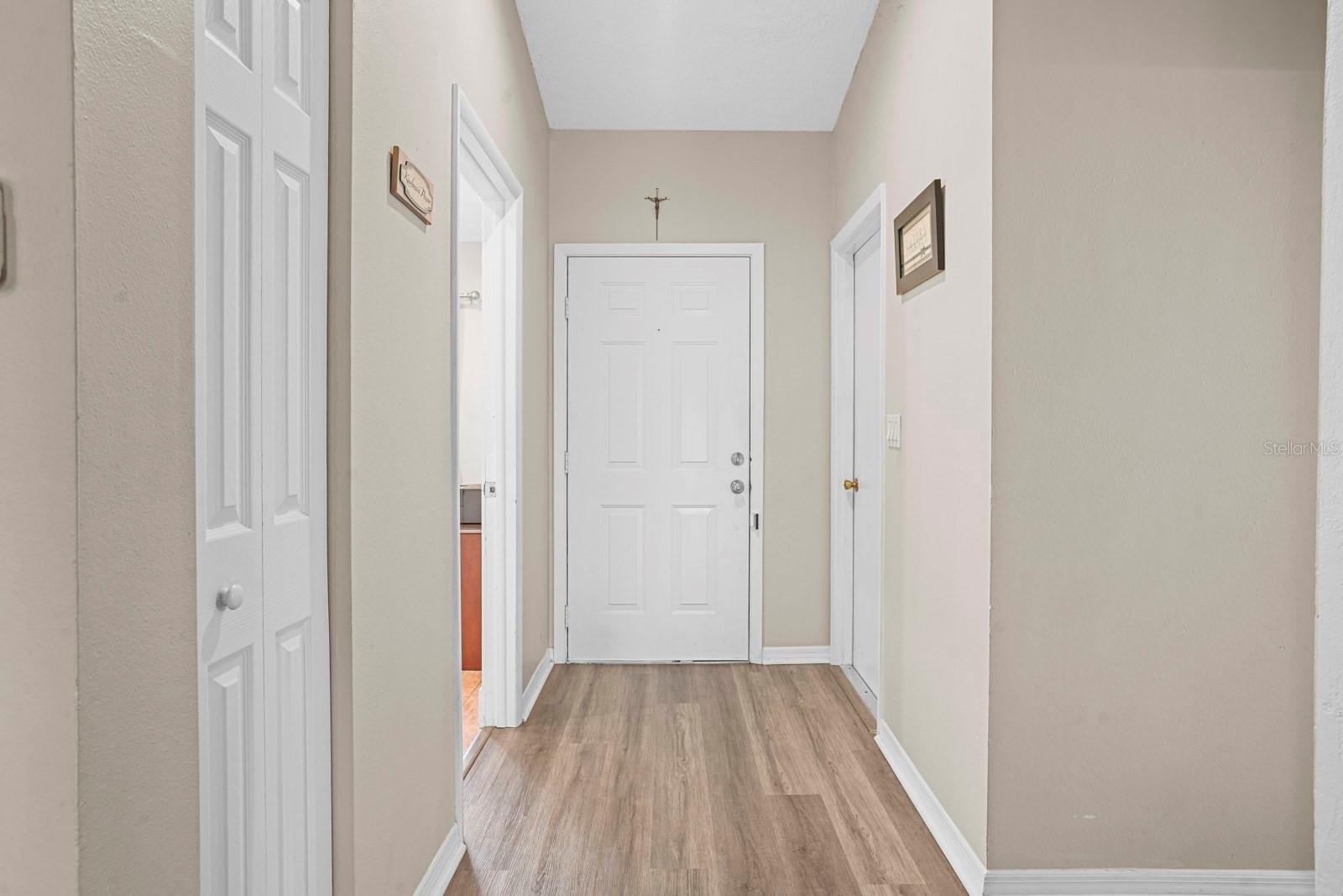 Image 5 of 44 For 12910 Leadwood Drive