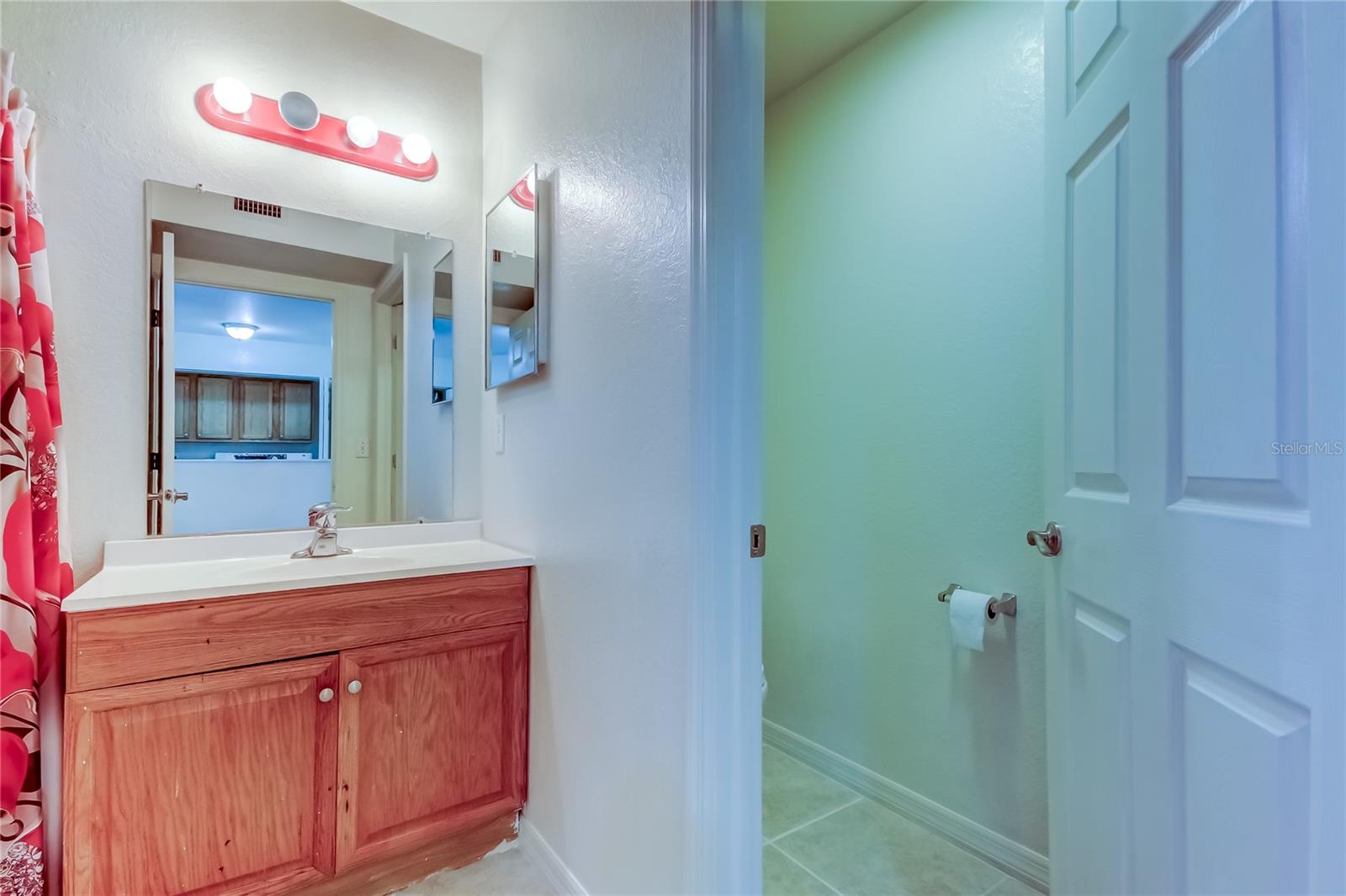 Image 23 of 27 For 567 Shady Grove Drive