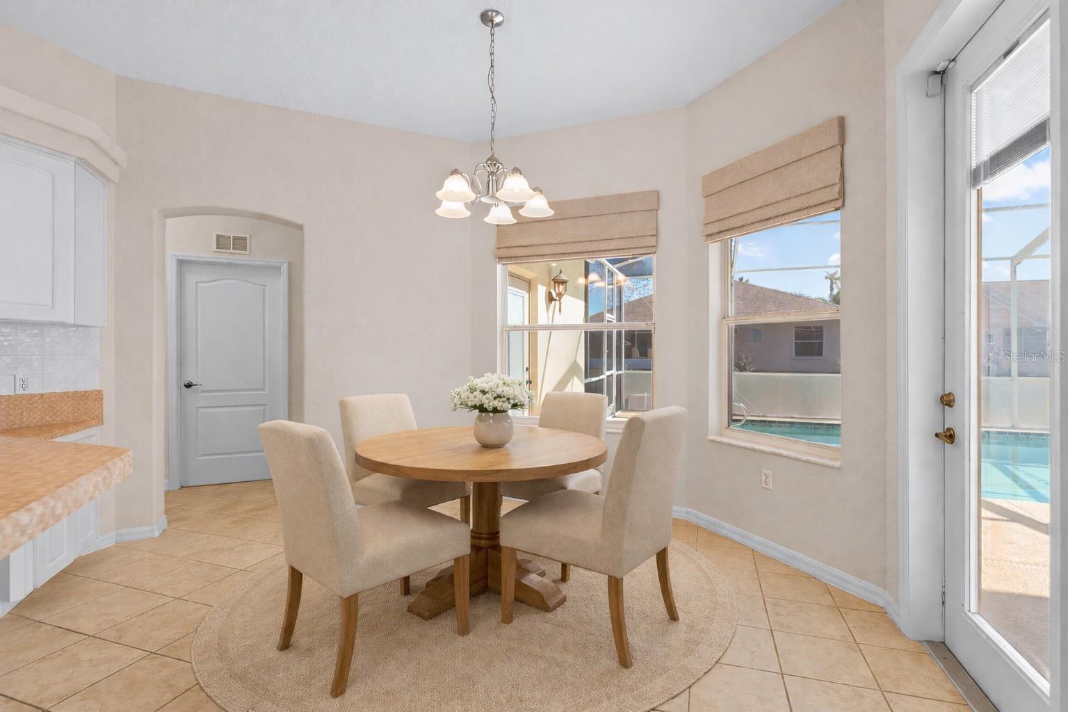 Listing photo id 20 for 1238 Masada Lane