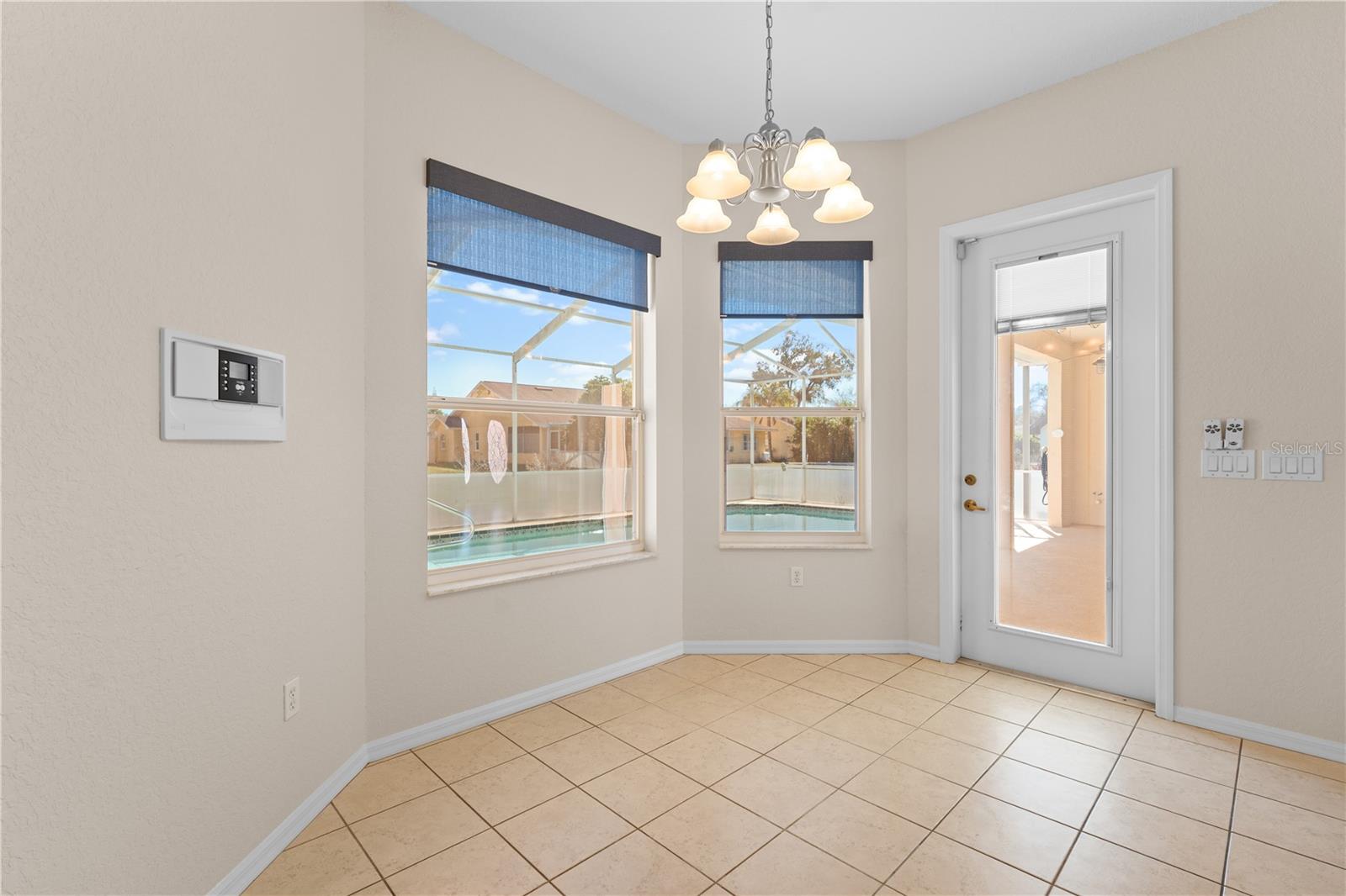 Listing photo id 24 for 1238 Masada Lane